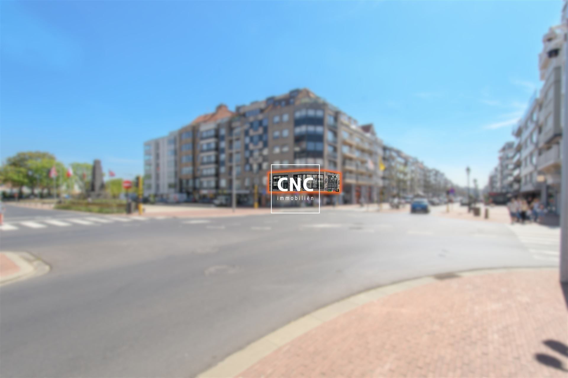 Goed draaiende horecazaak op een zeer centrale en commerciële ligging te Knokke, ter hoogte van het kruispunt van de Lippenslaan en de Elizabetlaan. foto 2
