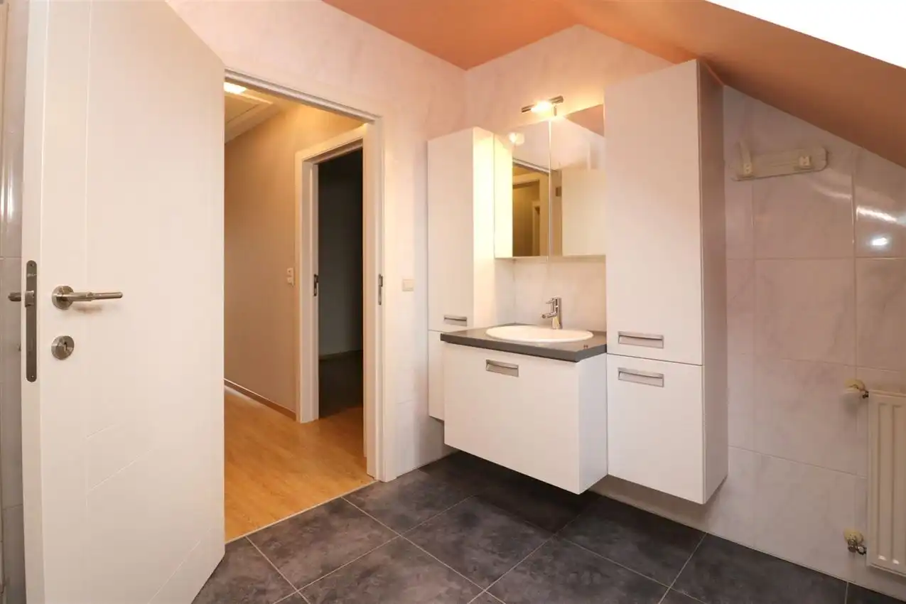 Duplex met lif tot slaapniveau, groot terras & garage foto 23