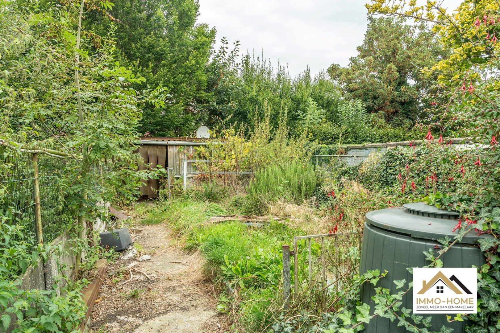 Te renoveren woning met vele mogelijkheden  foto 15