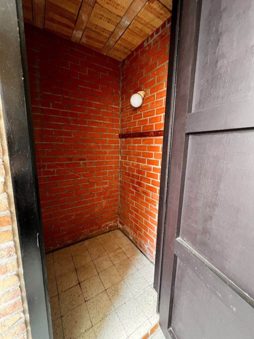 APPARTEMENT MET 2 SLAAPKAMERS, GARAGE EN TERRAS IN IEPER foto 12