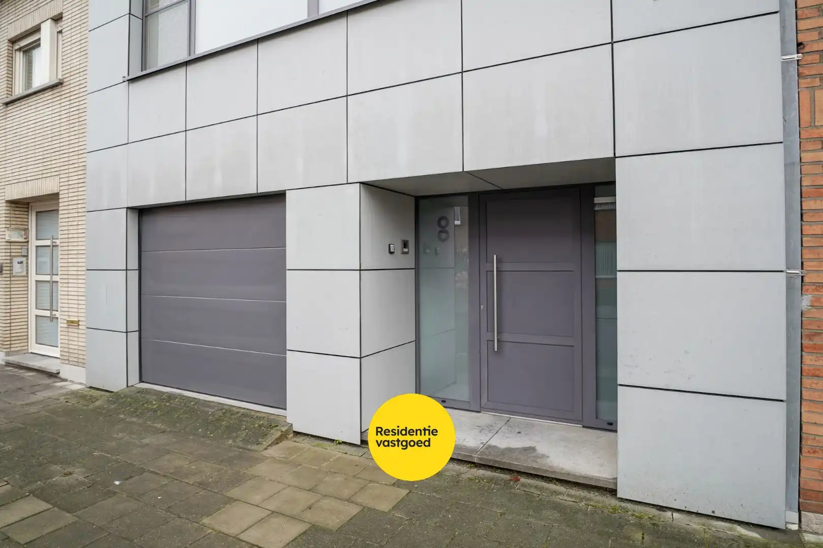 Ruime bel-étage woning met tuin en garage op rustige ligging te Bredene foto 3