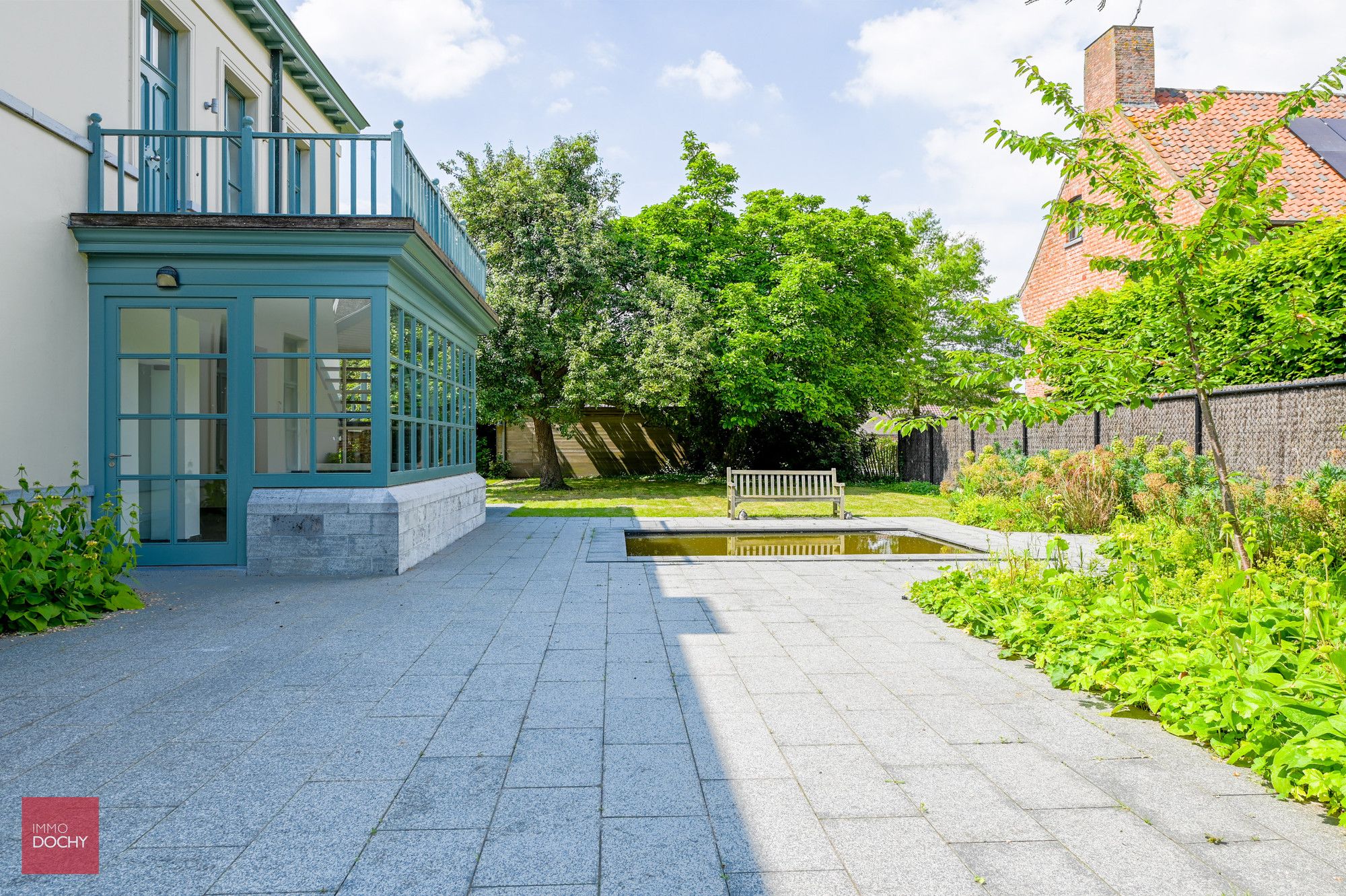 Centraal gelegen praktijkruimte of bureel met woonst foto 5
