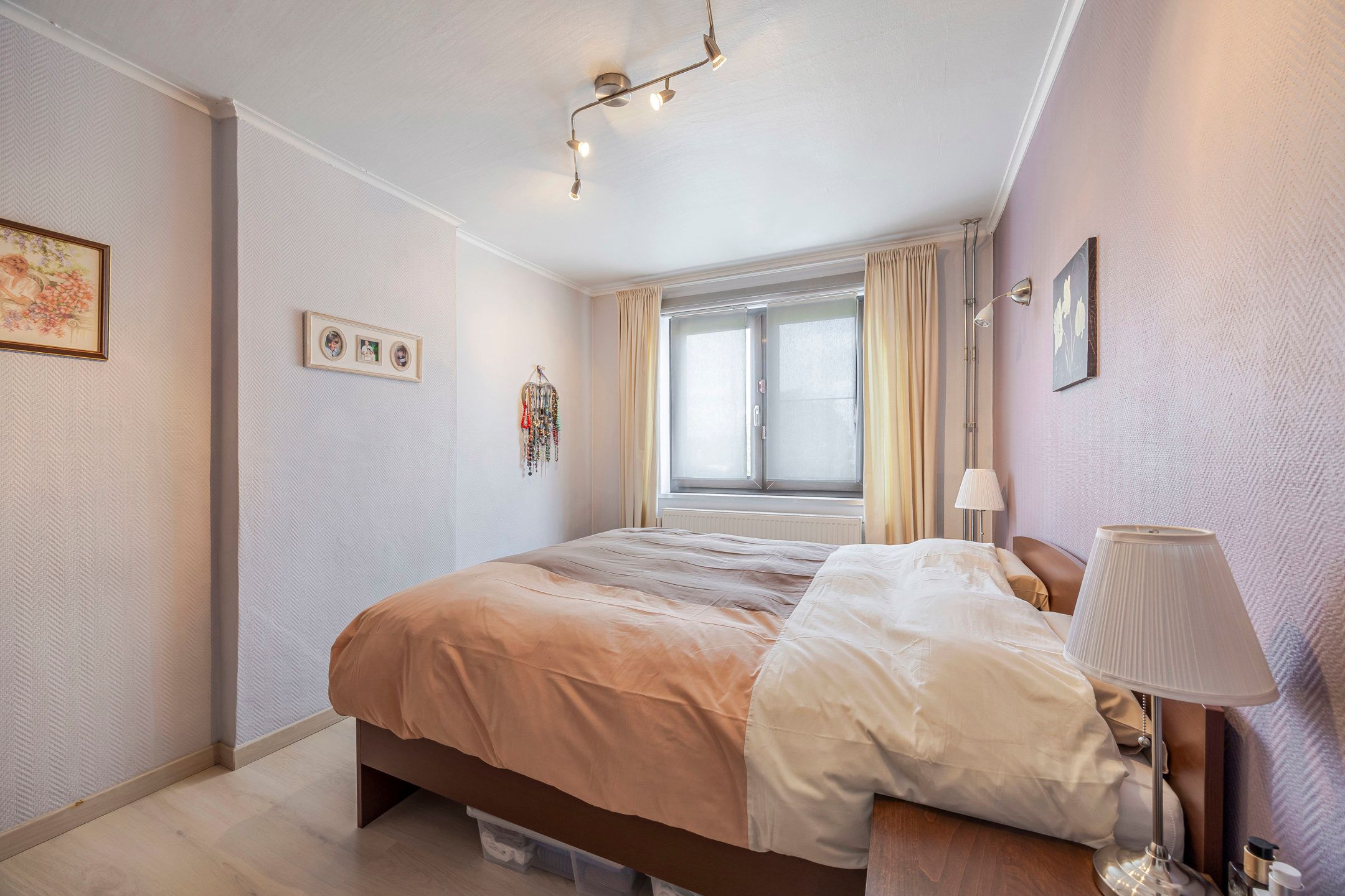 Instapklare rijwoning op uitstekende locatie foto 16