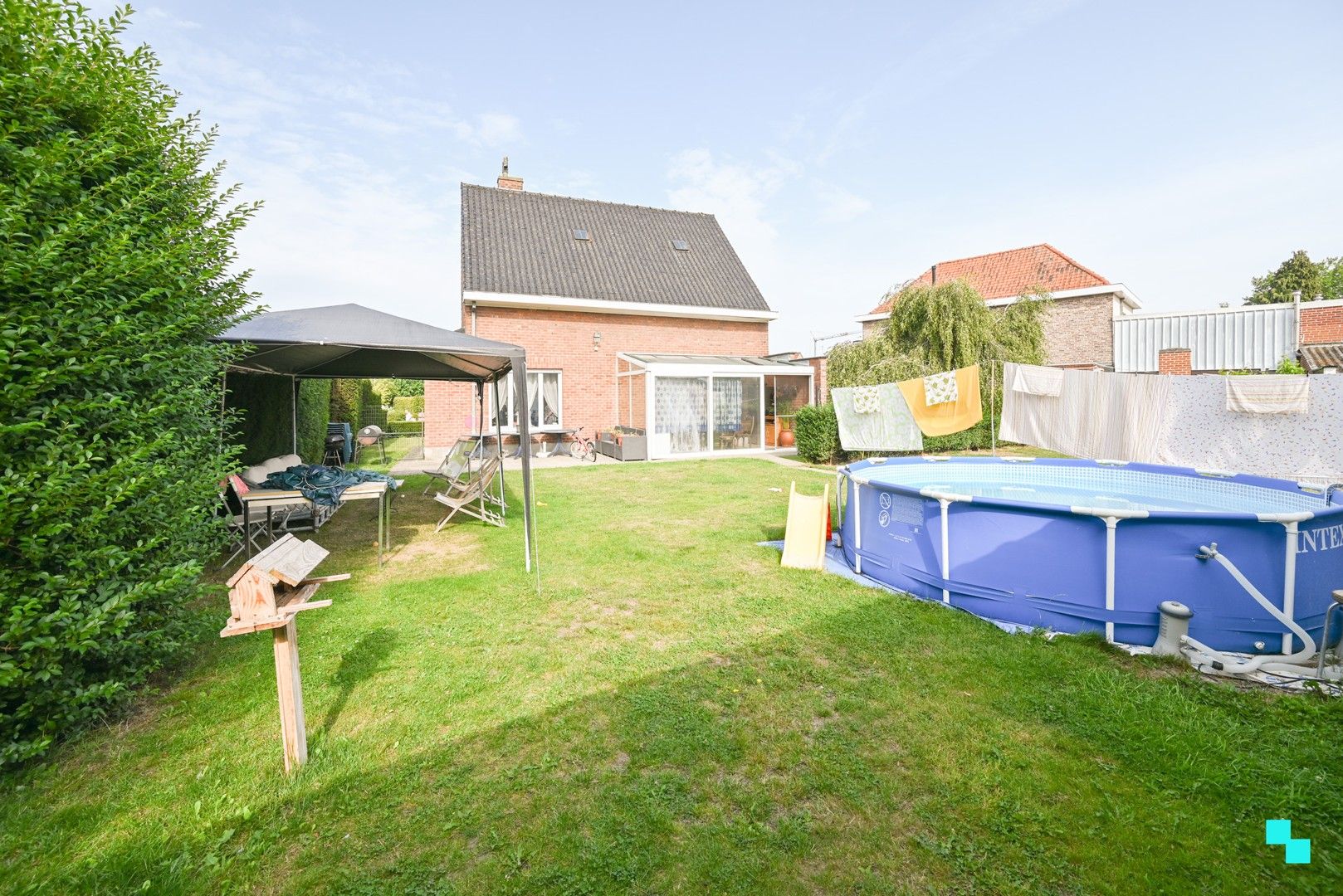 Open bebouwing nabij centrum Izegem foto 2