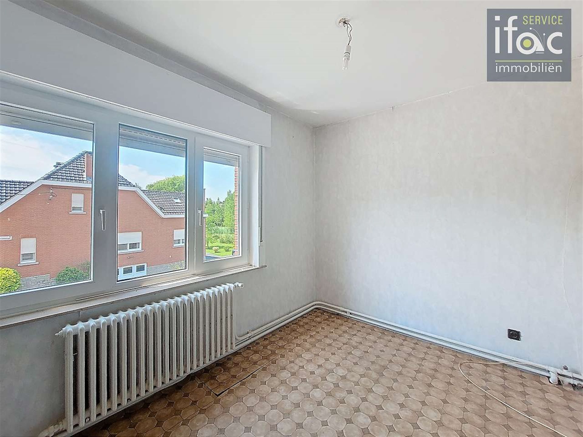 Rustig gelegen woning voor totaalrenovatie in Leefdaal foto 13