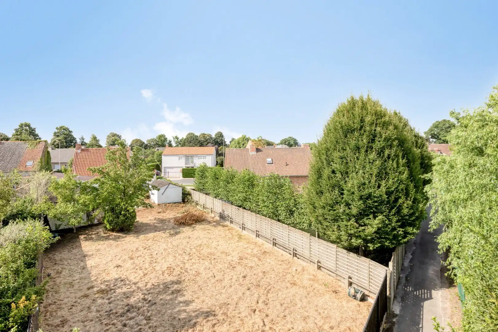 Te renoveren woning op 570 m2 in een rustige buurt! foto 11