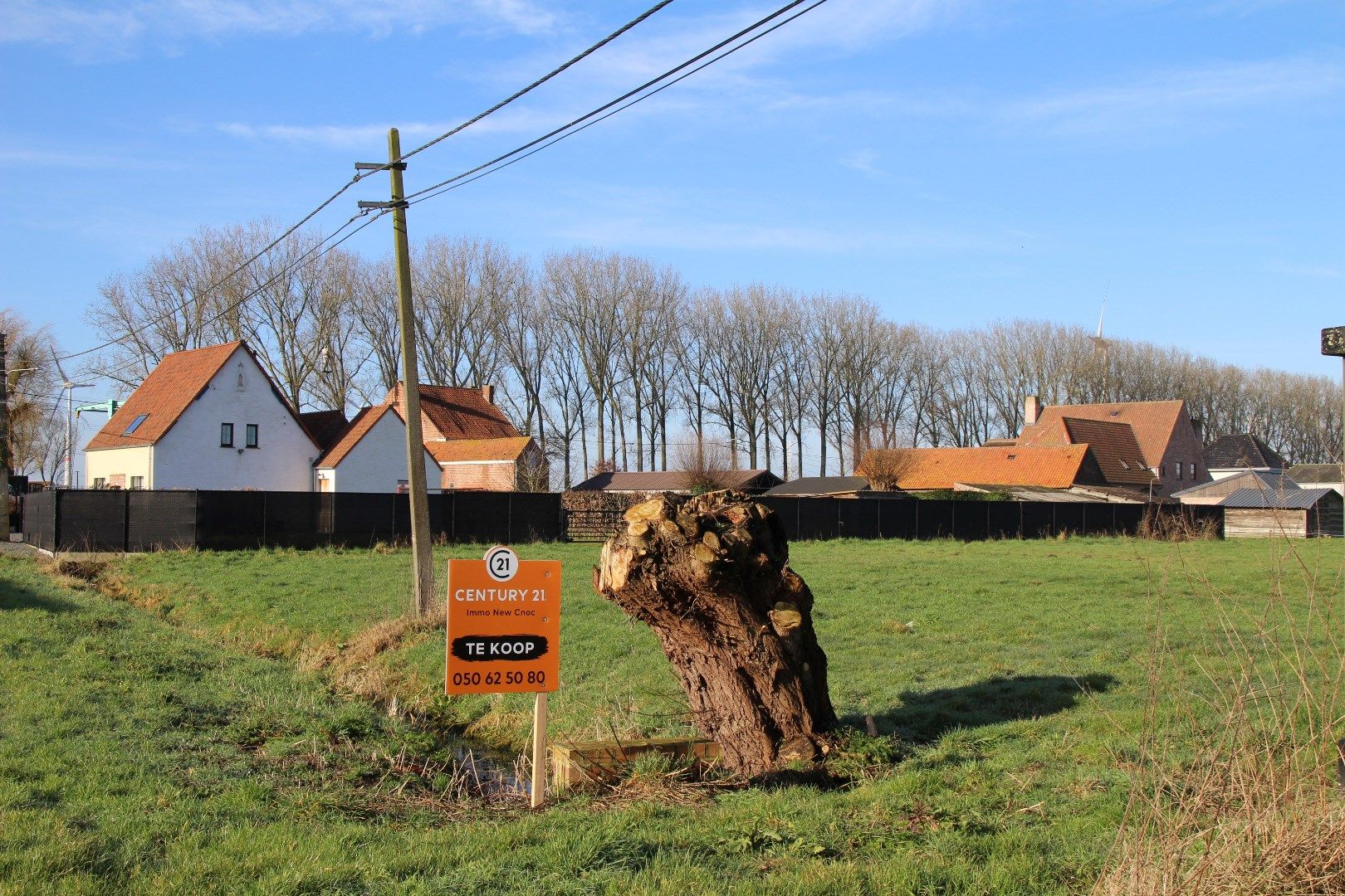 Dit pareltje vinden we in het landelijke Sint-Laureins op 3369m². foto 2