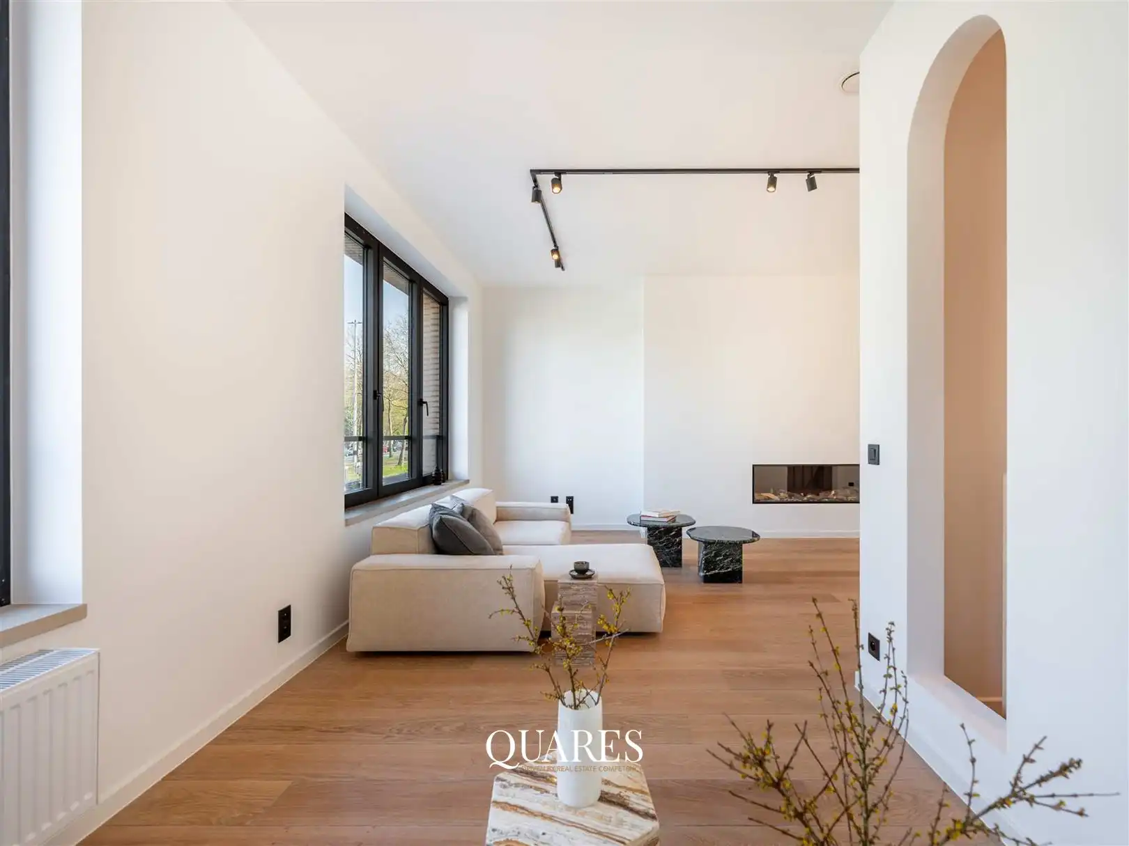 Prachtig gerenoveerde woning met 4 slaapkamers en zuidwest georiënteerde tuin in Pulhofwijk foto 5