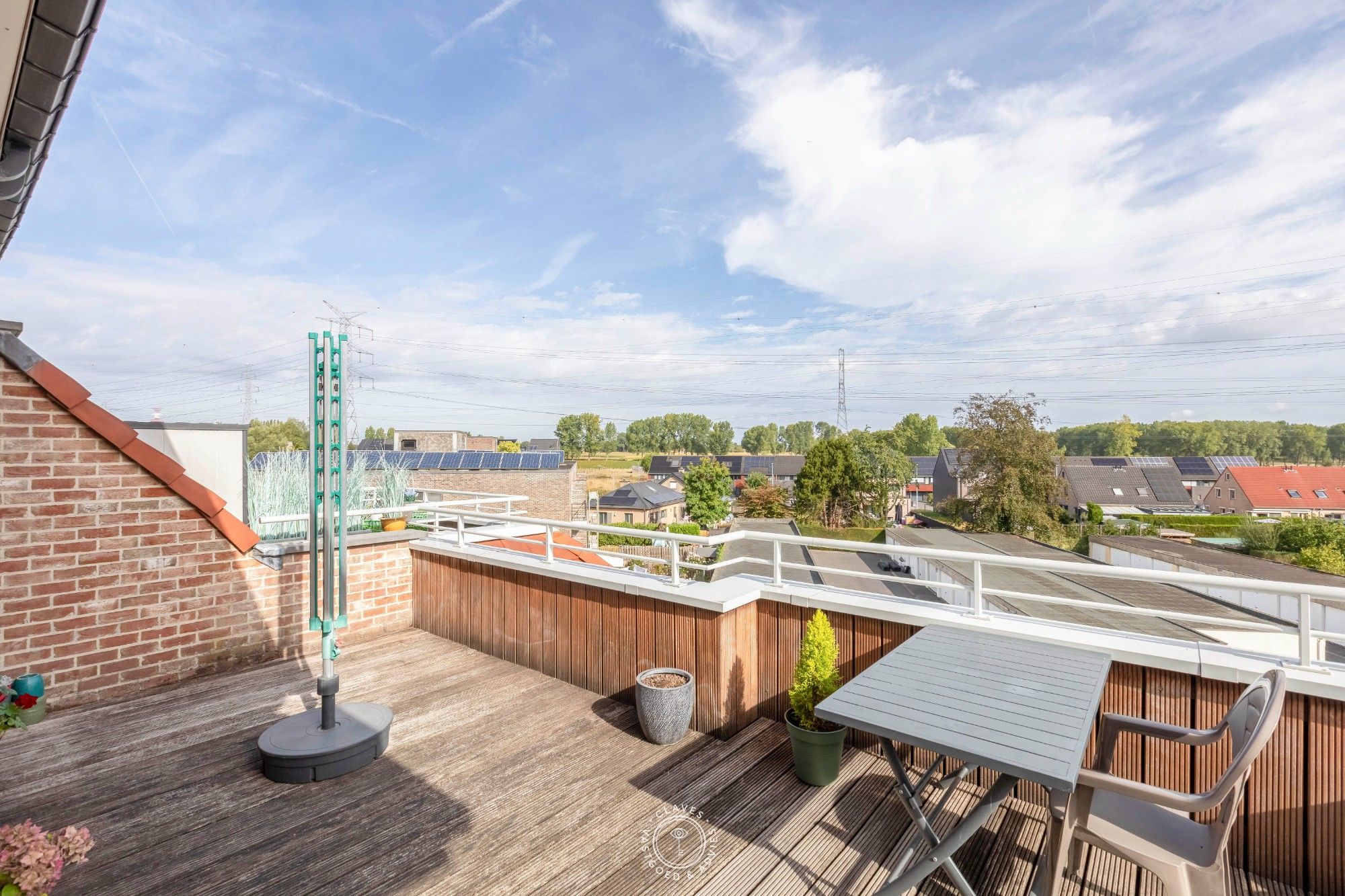 Imposant duplexappartement met een zee aan ruimte foto 7