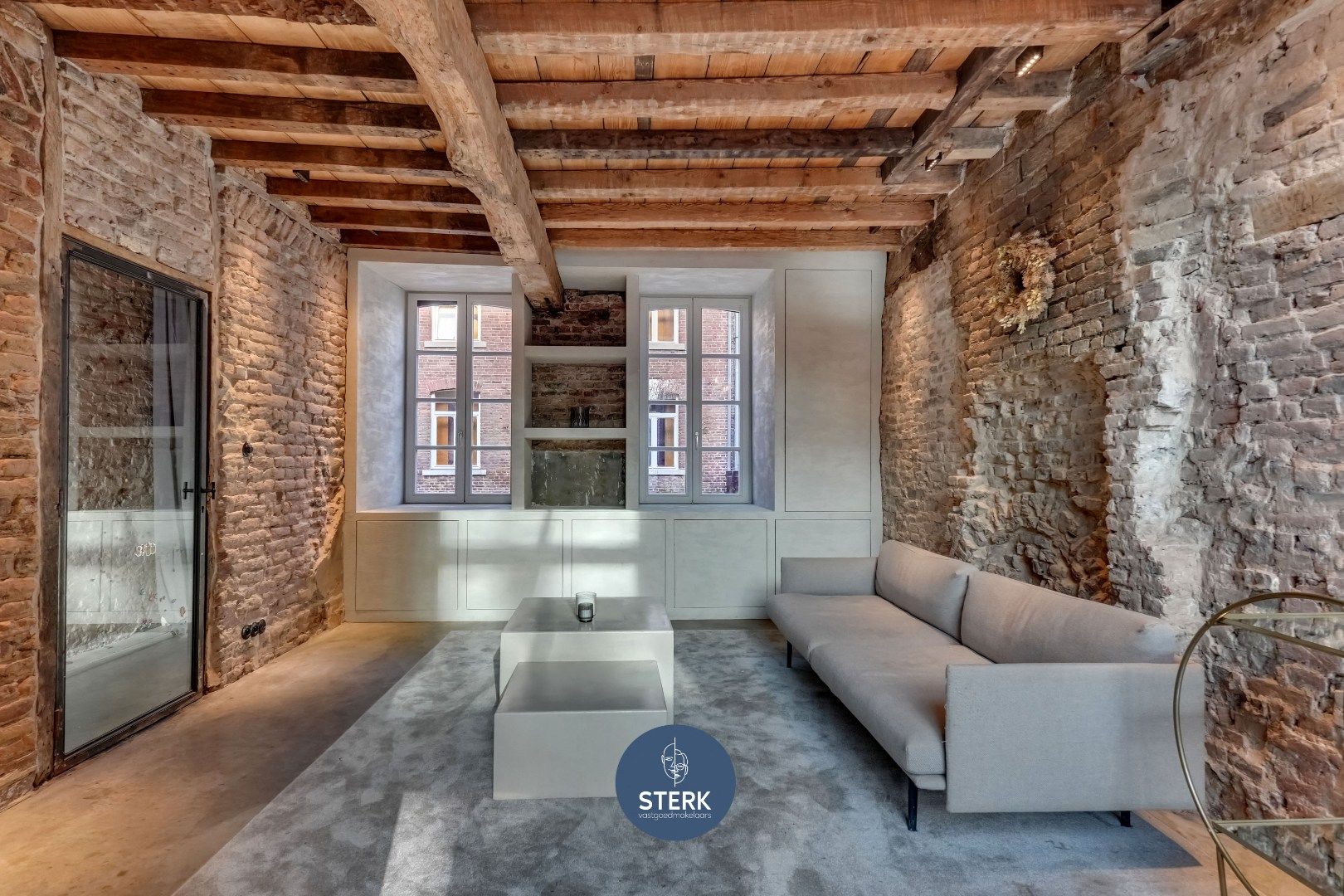 AUTHENTIEKE WONING MET 2 SLPKS IN HET HISTORISCH CENTRUM VAN OUD-REKEM ! foto 6