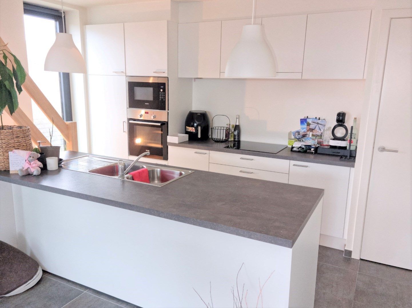 Instapklaar appartement met 2 slaapkamers! foto 6