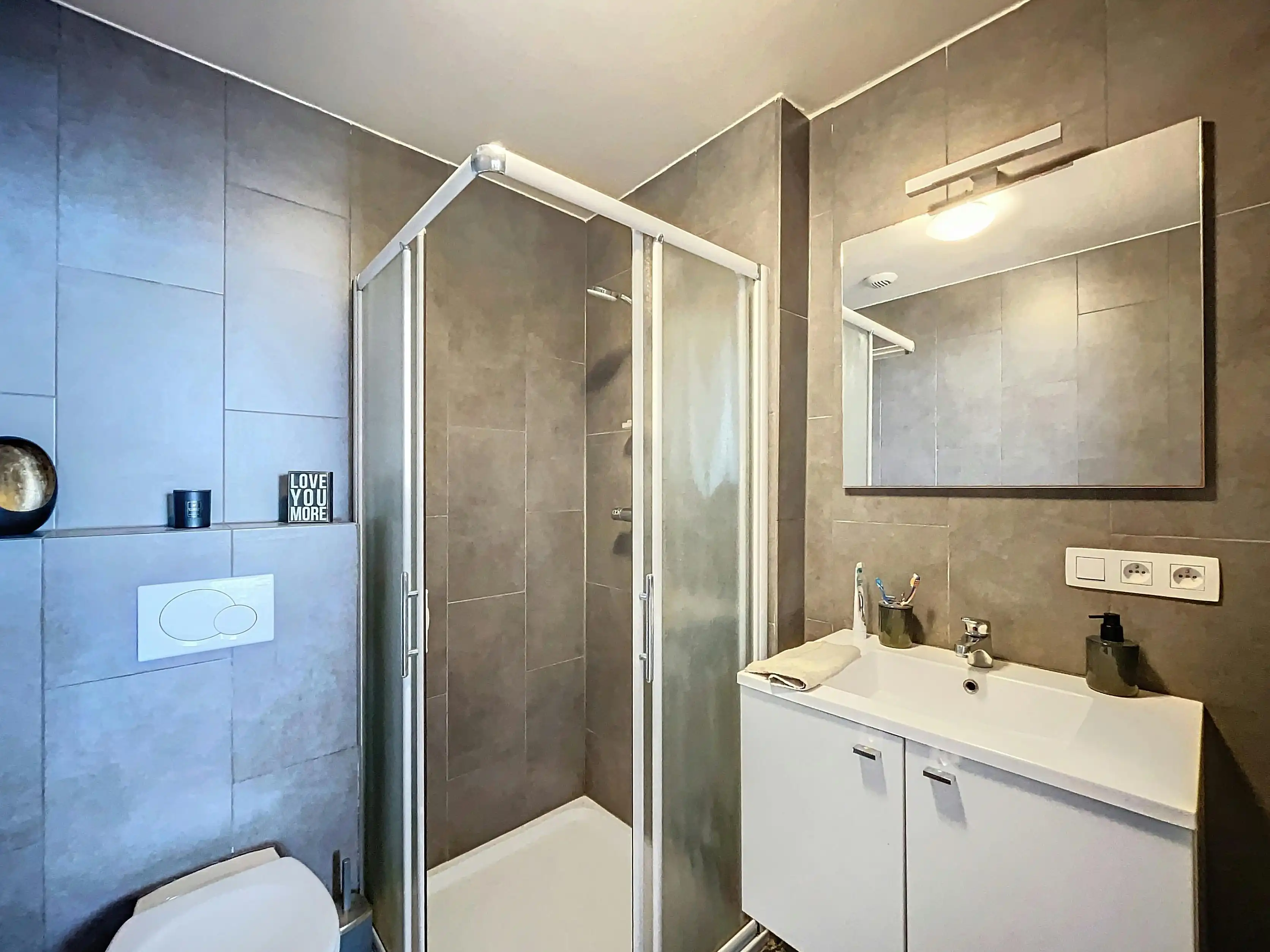 Appartement met terras te Brussel centrum Rouppe en Zavel foto 13