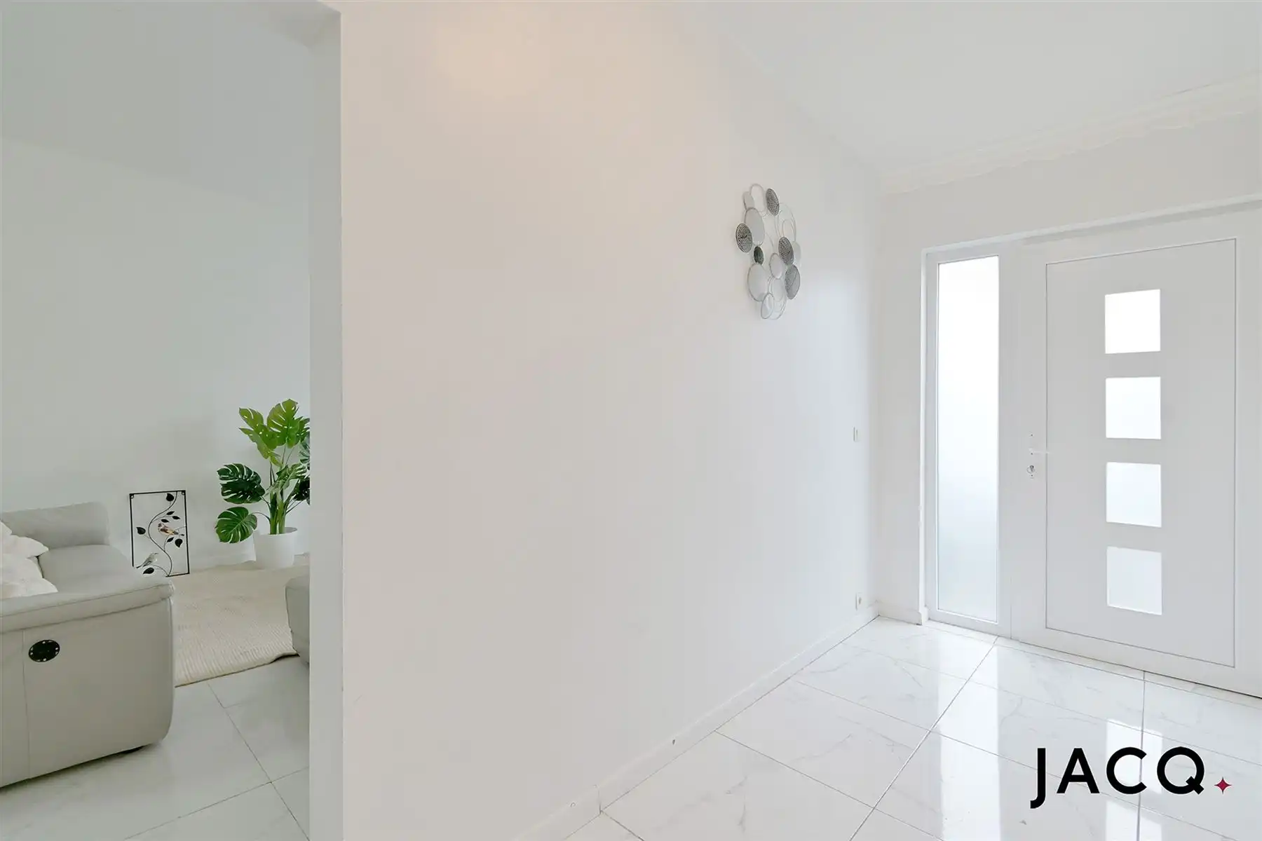 Ruime woning met 4 slaapkamers en tuin te Nijlen! foto 4