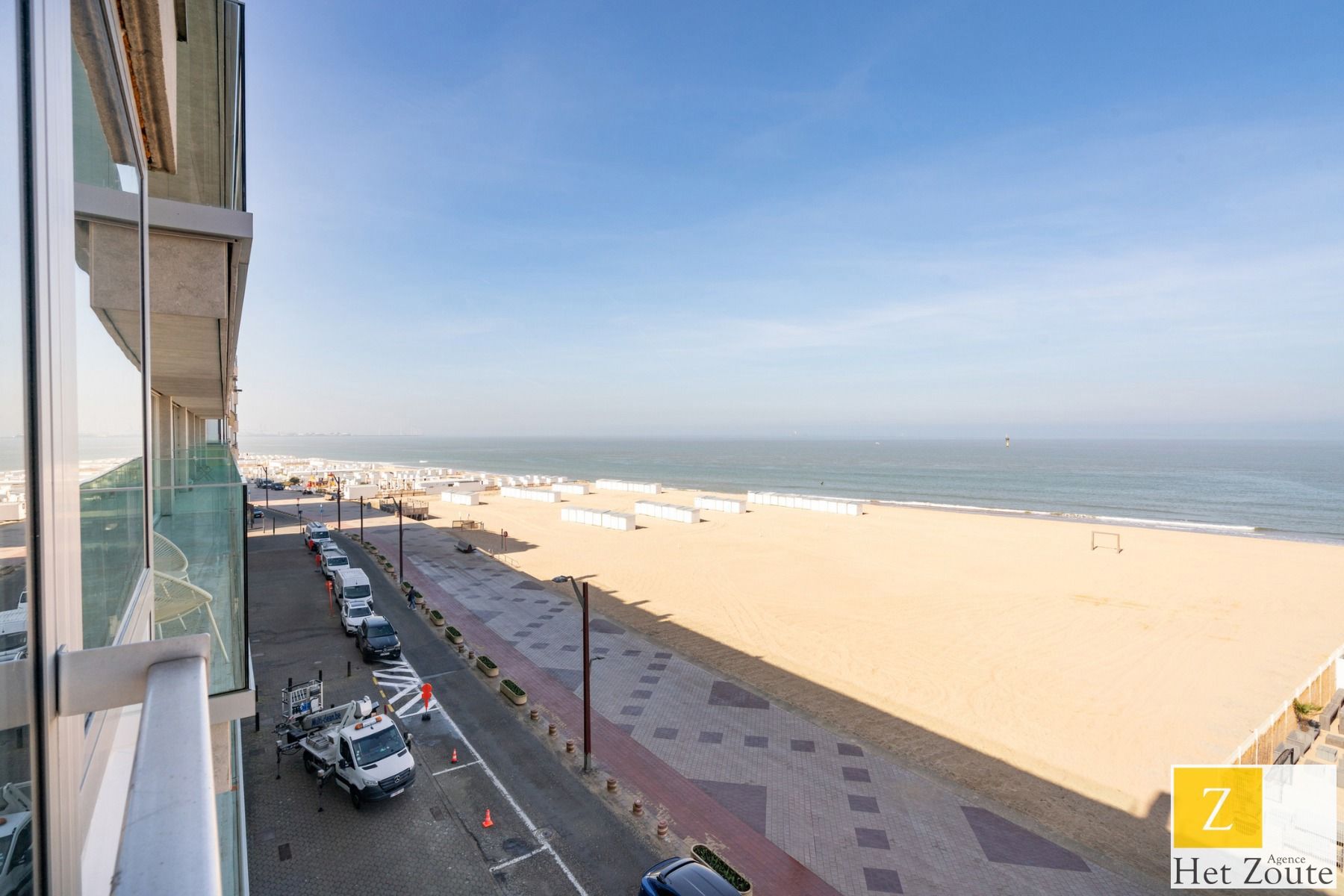 Elegantie, exclusieve luxe en frontaal zeezicht in Het Zoute foto 27