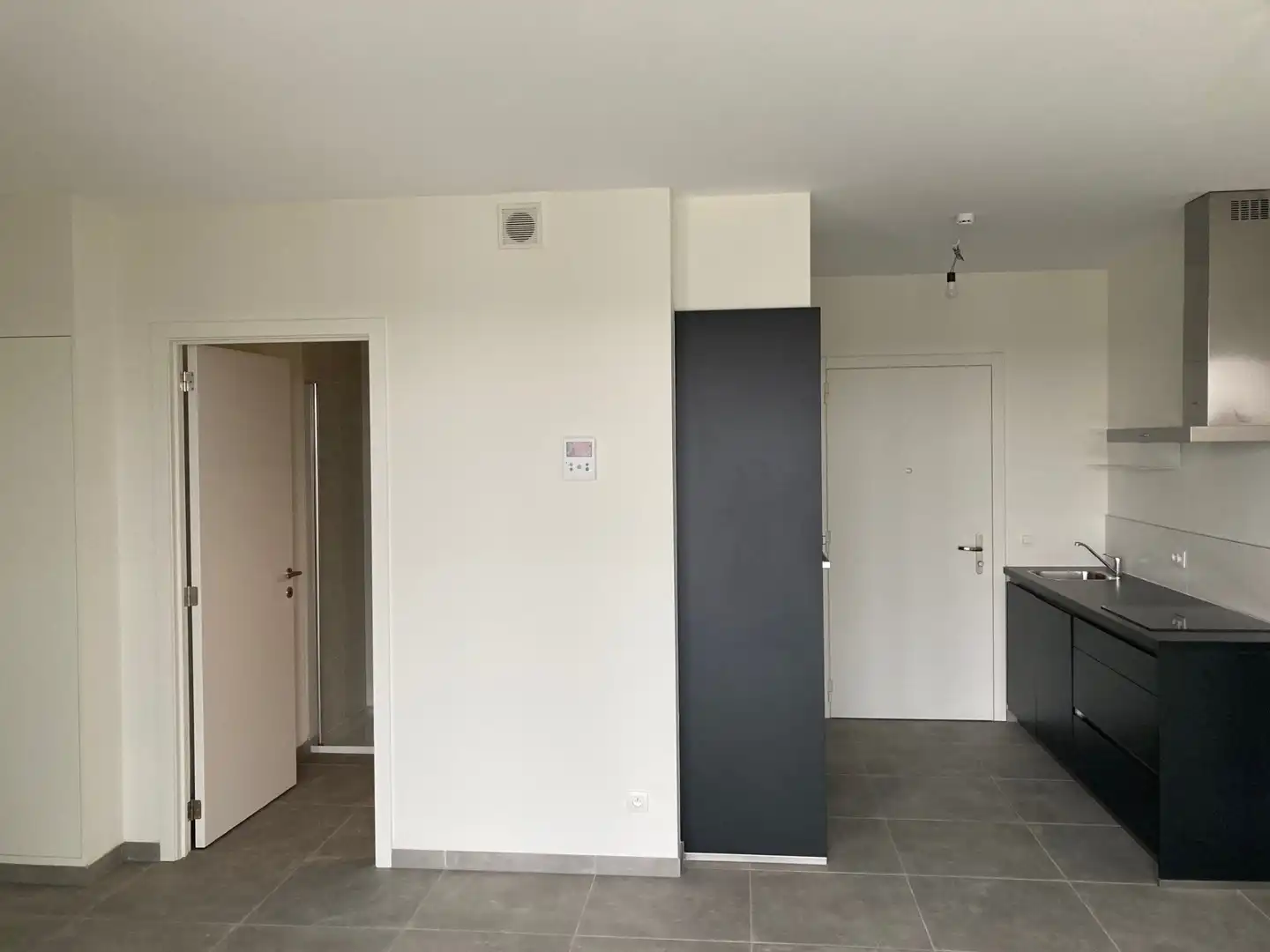 Instapklare studio met prachtig uitzicht in hartje Hasselt foto 5