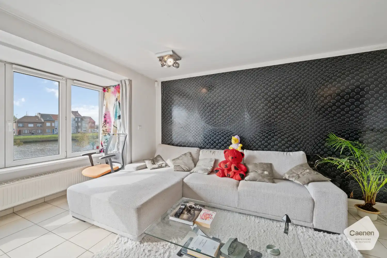 Bel-étage woning met zicht op de vaart foto 6