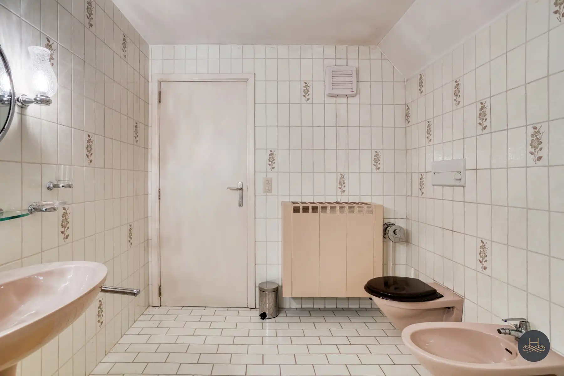 Karaktervolle villa op een zeer ruim en groen perceel foto 21