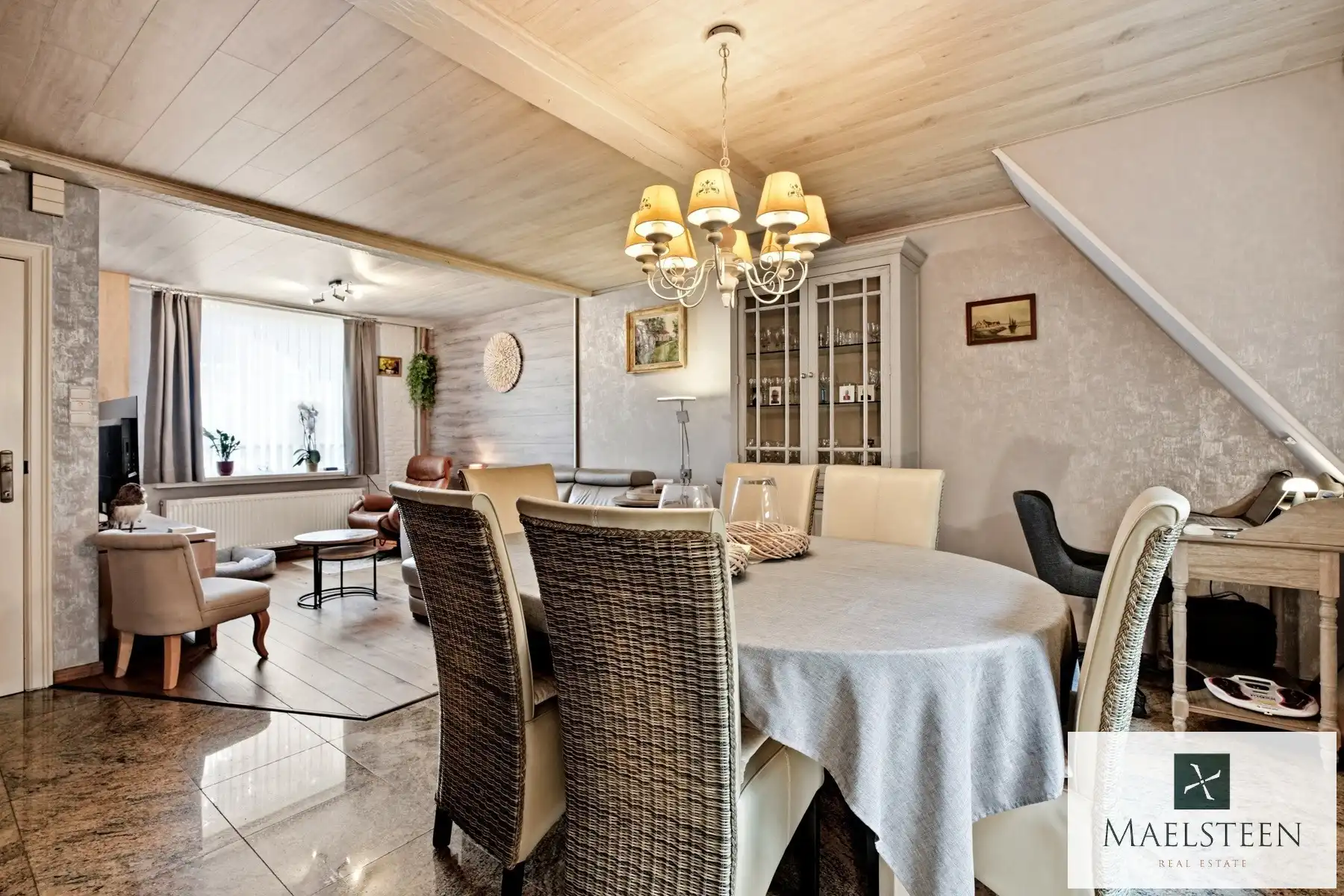 Instapklaar huis met 3 slaapkamers in Sint-Michiels Brugge foto 8