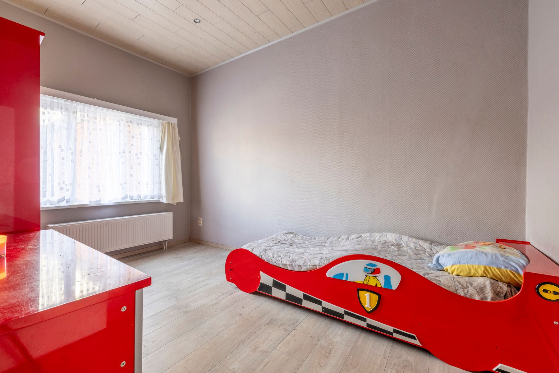 Woning met 4 slaapkamers en koer te koop! foto 7