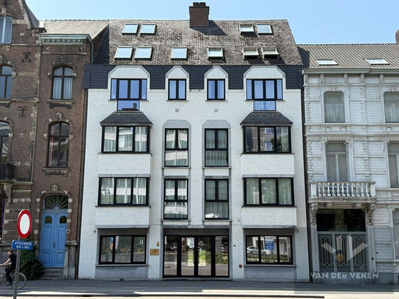 ()=>{if(producerUpdateValueVersion(node),producerAccessed(node),node.value===ERRORED)throw node.error;return node.value} Leopoldplein 34/10 - 3500 Hasselt