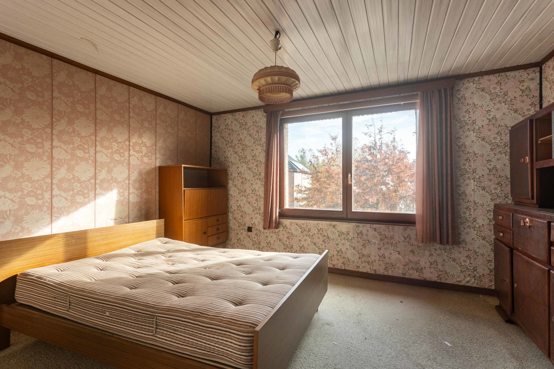 Rustig gelegen open bebouwing met privatieve oprit  foto 13