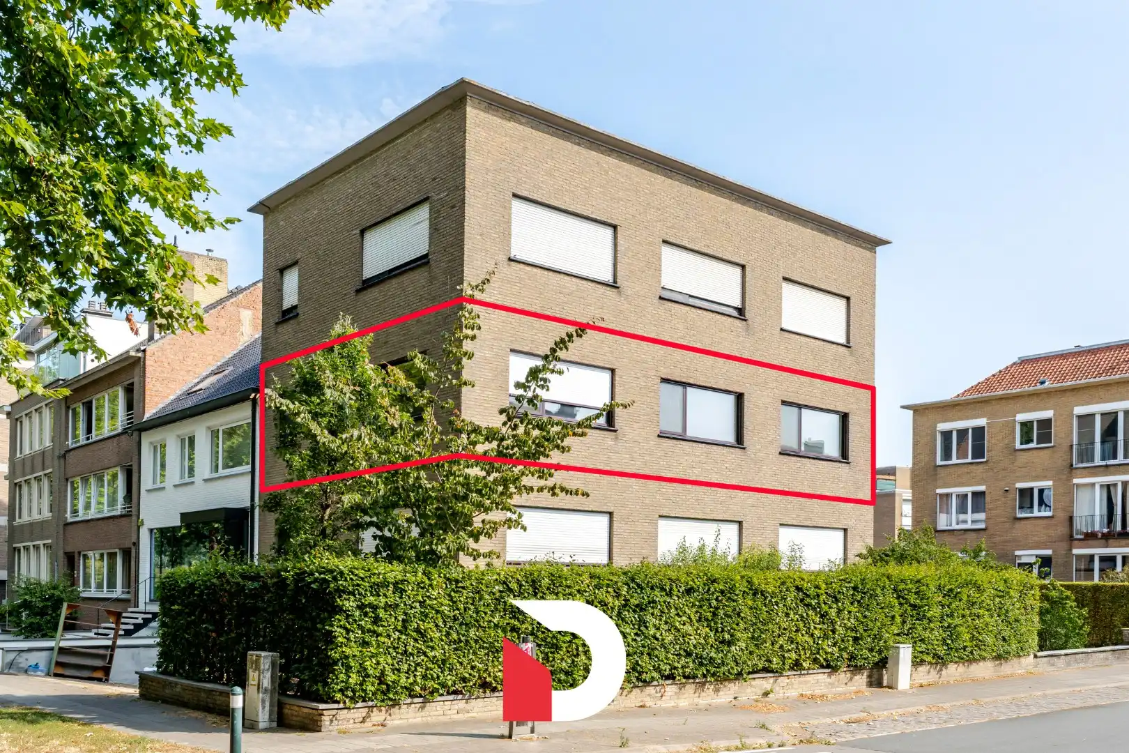 Schitterend gelegen hoekappartement met 3 slk in Kristus-Koning foto {{pictureIndex}}