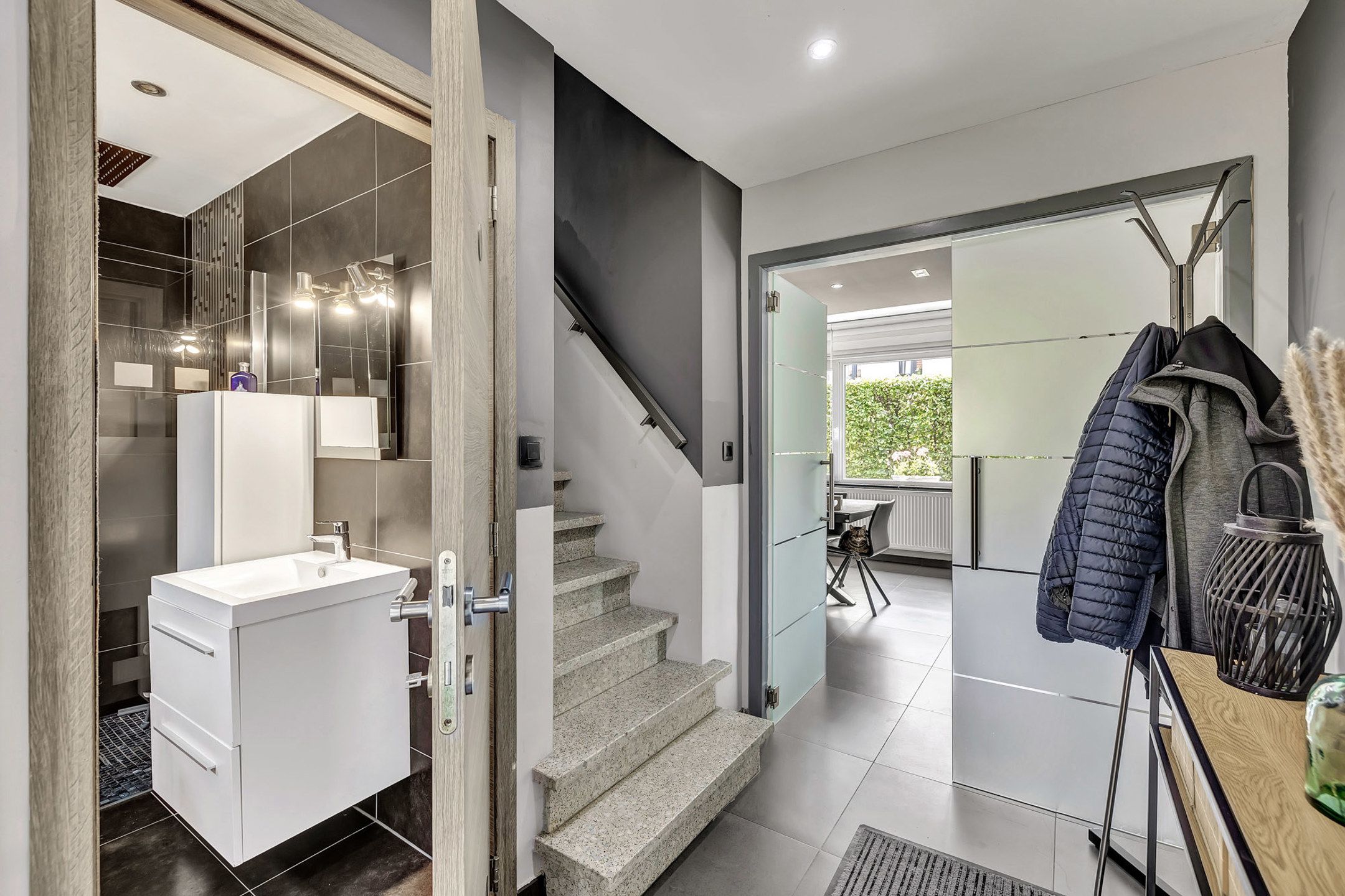 Instapklare woning te koop in Dilbeek! foto 15