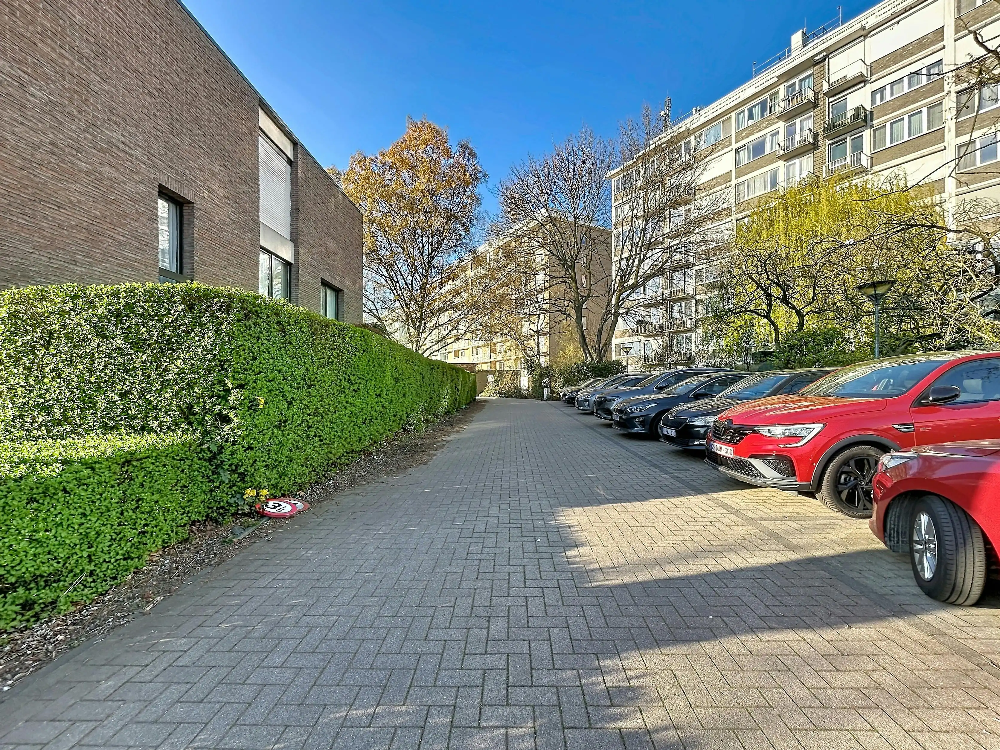 Garagebox te koop in Merksem op toplocatie foto 9