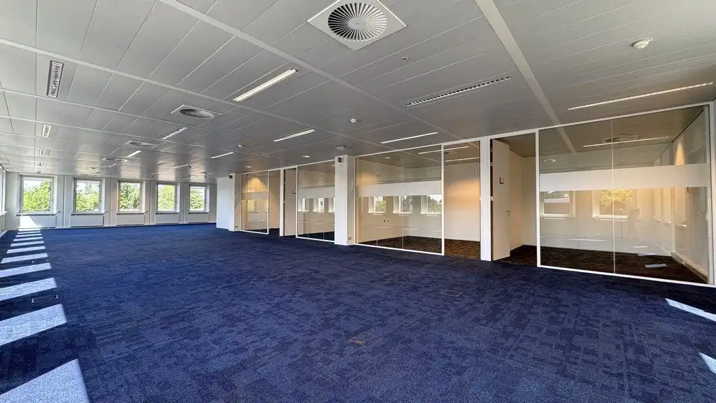 Instapklare kantoren te huur vlakbij E19 in Kontich foto 15