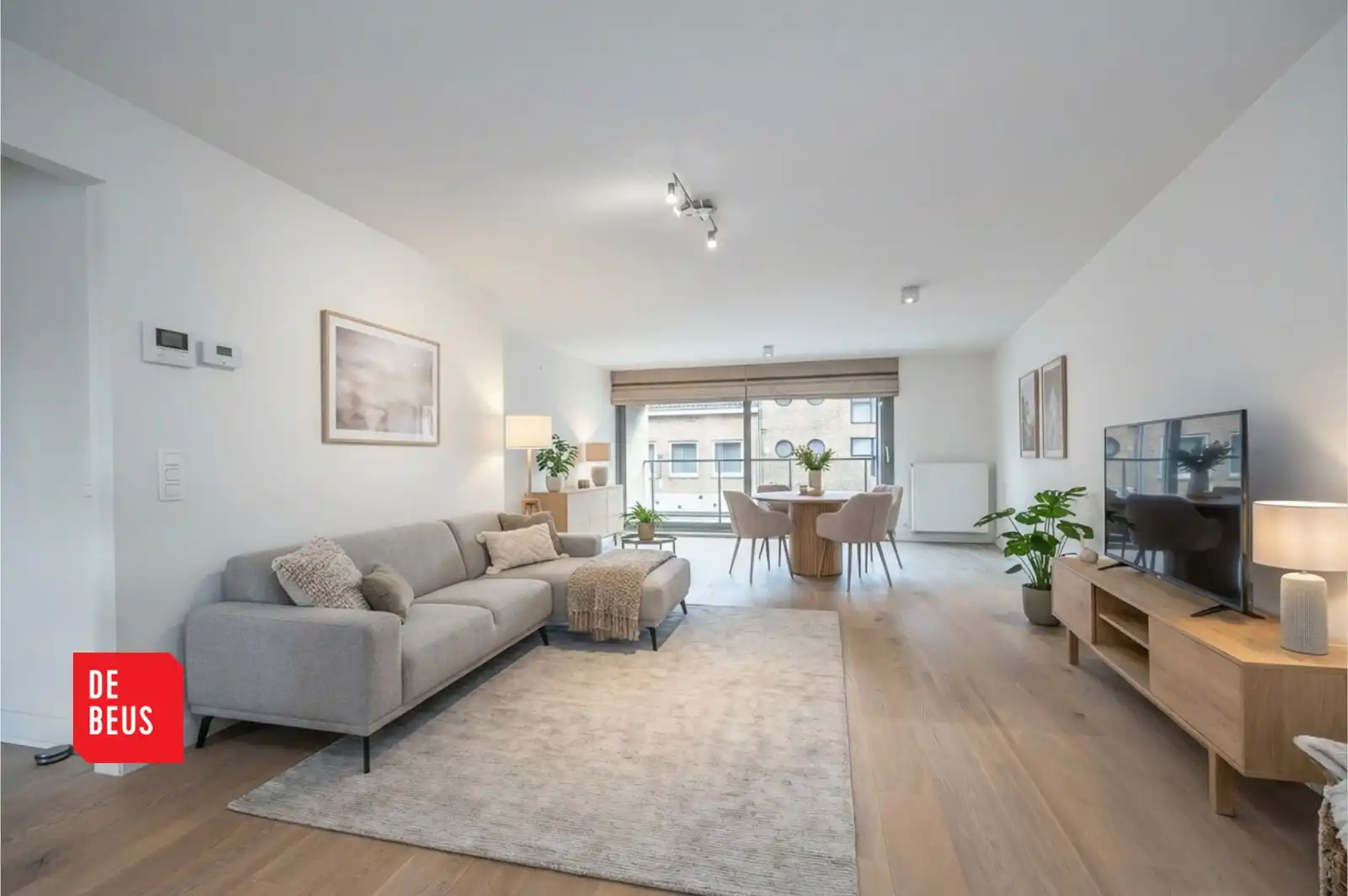 Luxueus 2 slaapkamer appartement in het hartje van Gistel foto {{pictureIndex}}