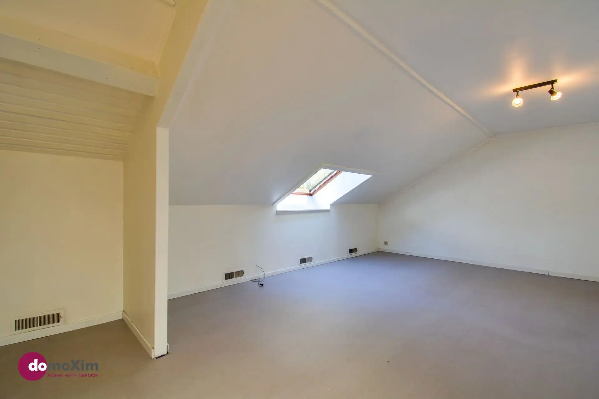 Unieke en ruime woning met veel mogelijkheden in de Zevenbunderwijk in Schiplaken foto 21