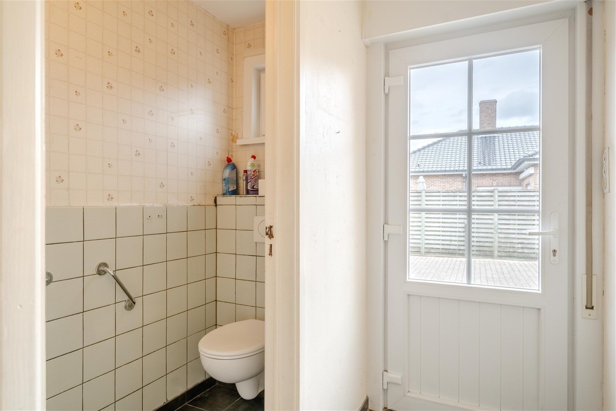 Vrijstaande woning met bijgebouw foto 32