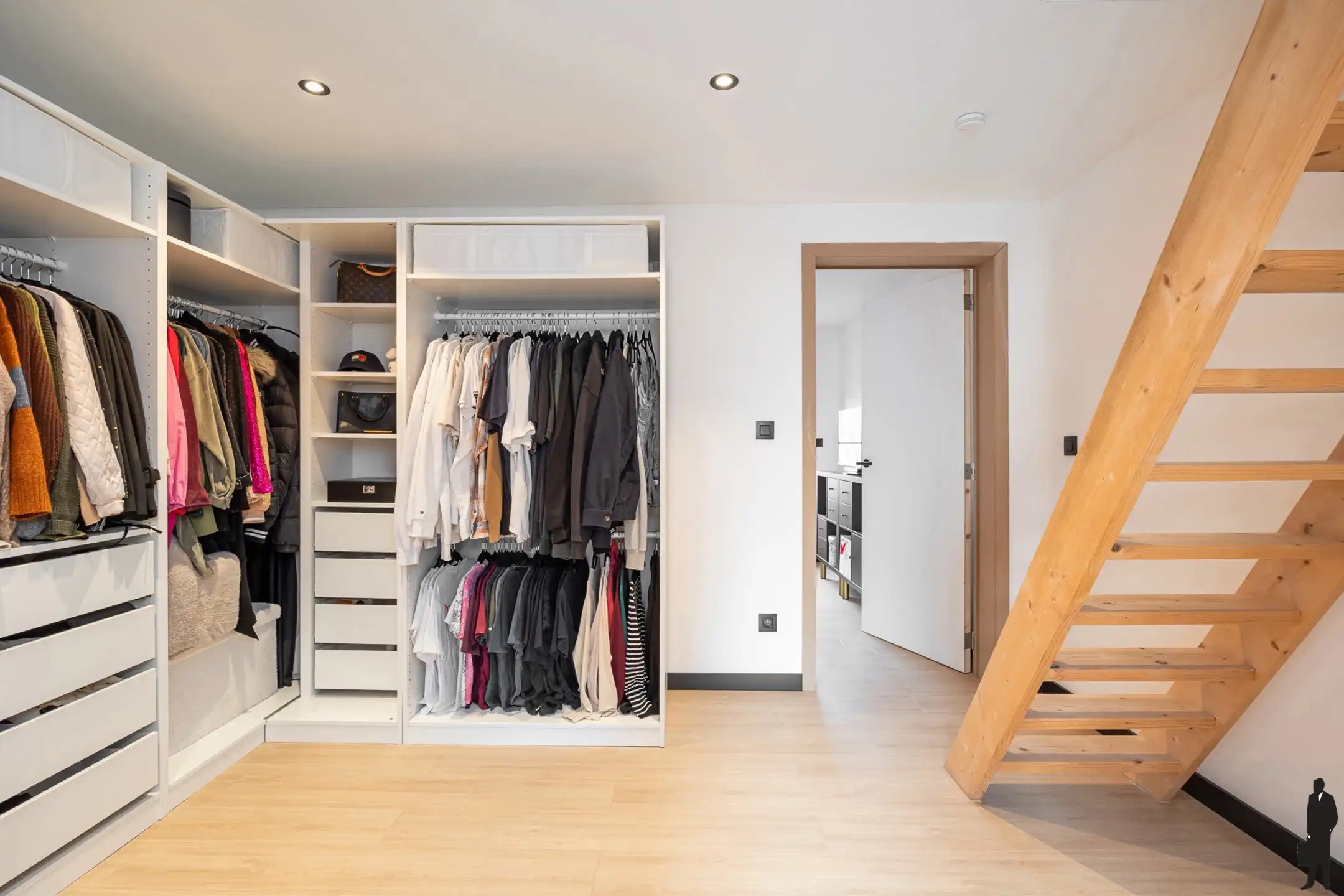 Instapklare en volledig gerenoveerde woning met garage&nbsp; foto 11