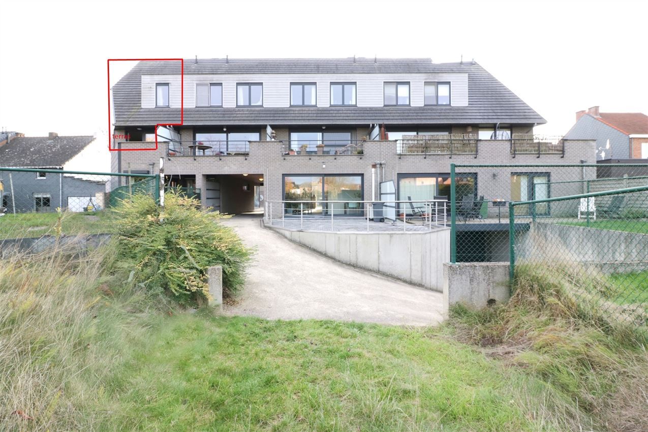 Energiezuinige duplex, 2 grote slpkmrs., autostpl., kelderberging en zolder foto 2