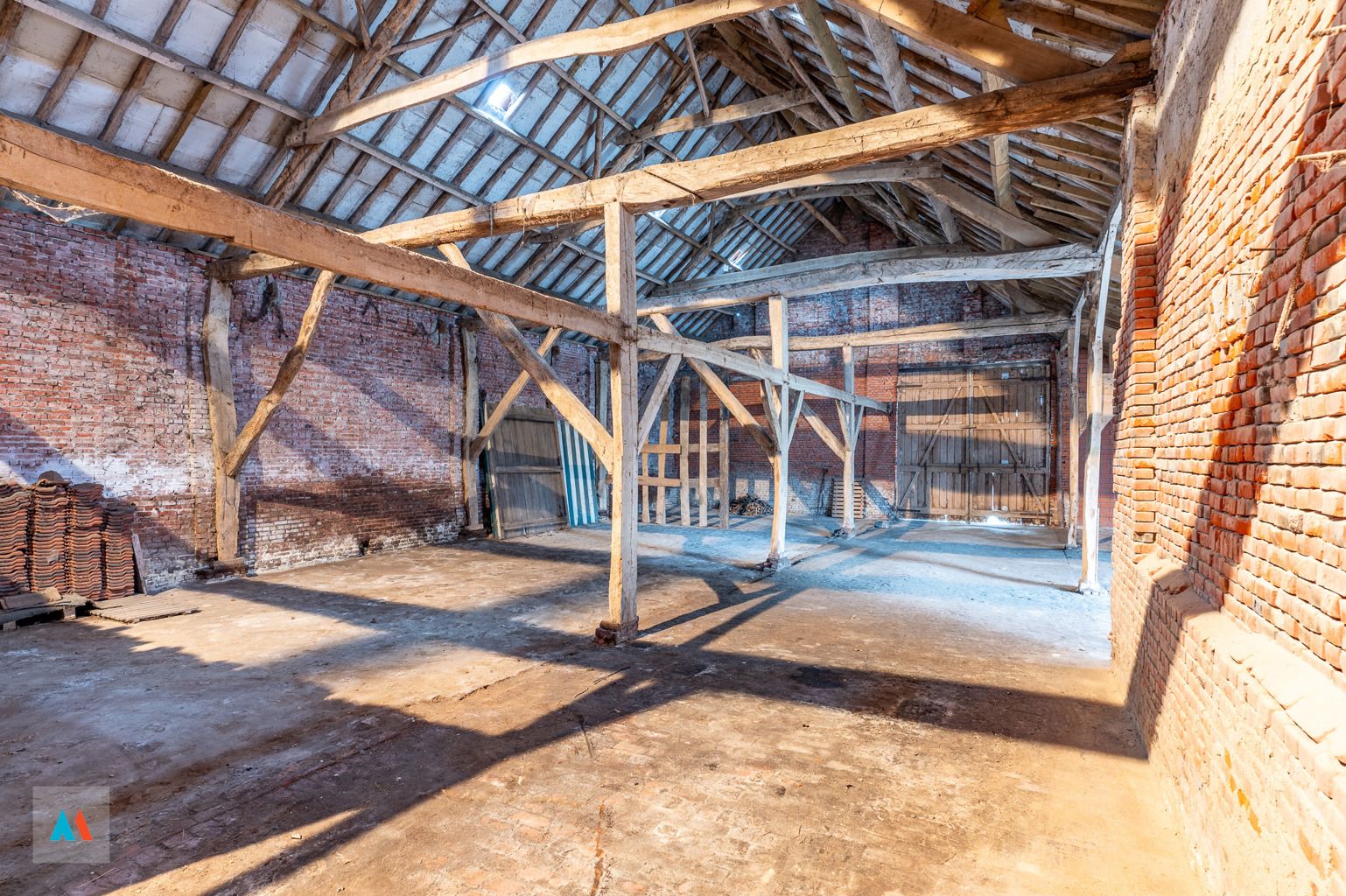 Hoeve met bijgebouwen in Loenhout foto 17