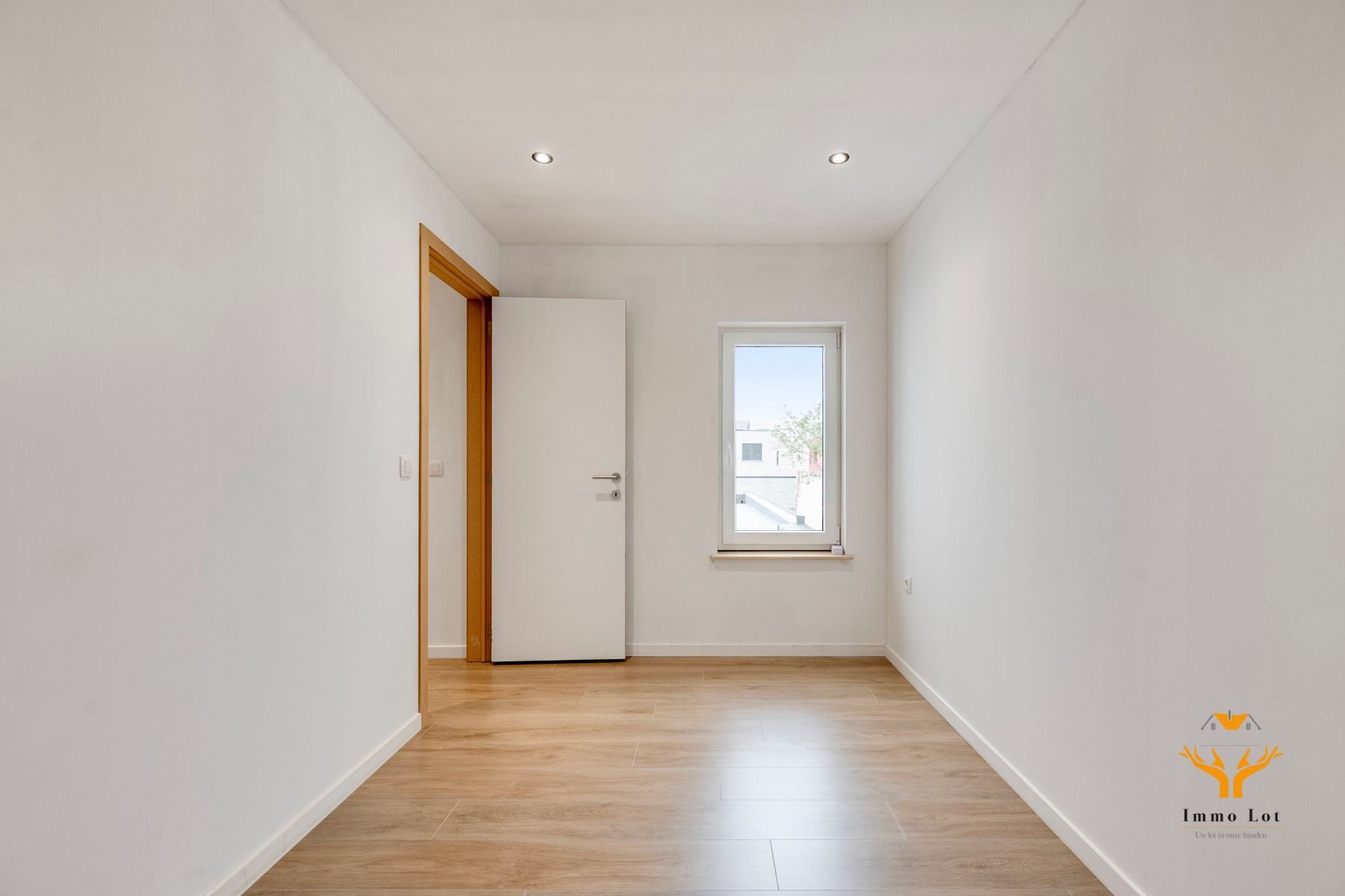 Instapklare woning met tuin in nieuwstaat foto 10