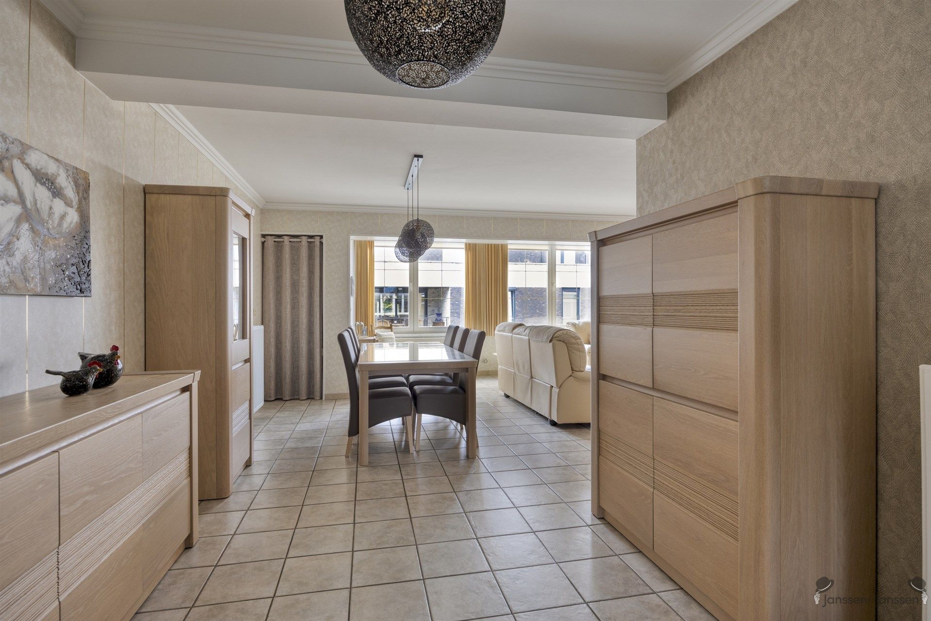 Schitteren gelegen appartement in centrum van Neeroeteren foto 6