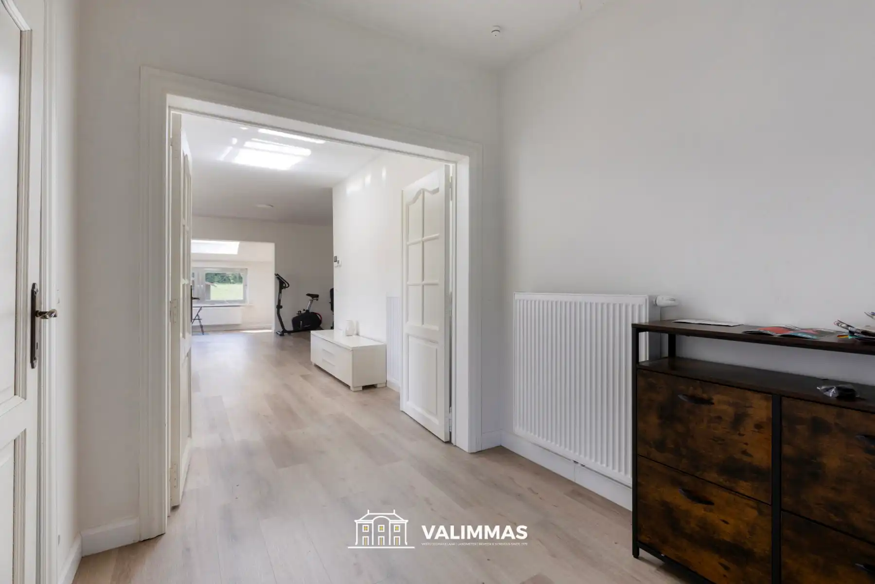 Villa-bungalow op 13 are, met mooie tuin & dubbele garage... foto 5