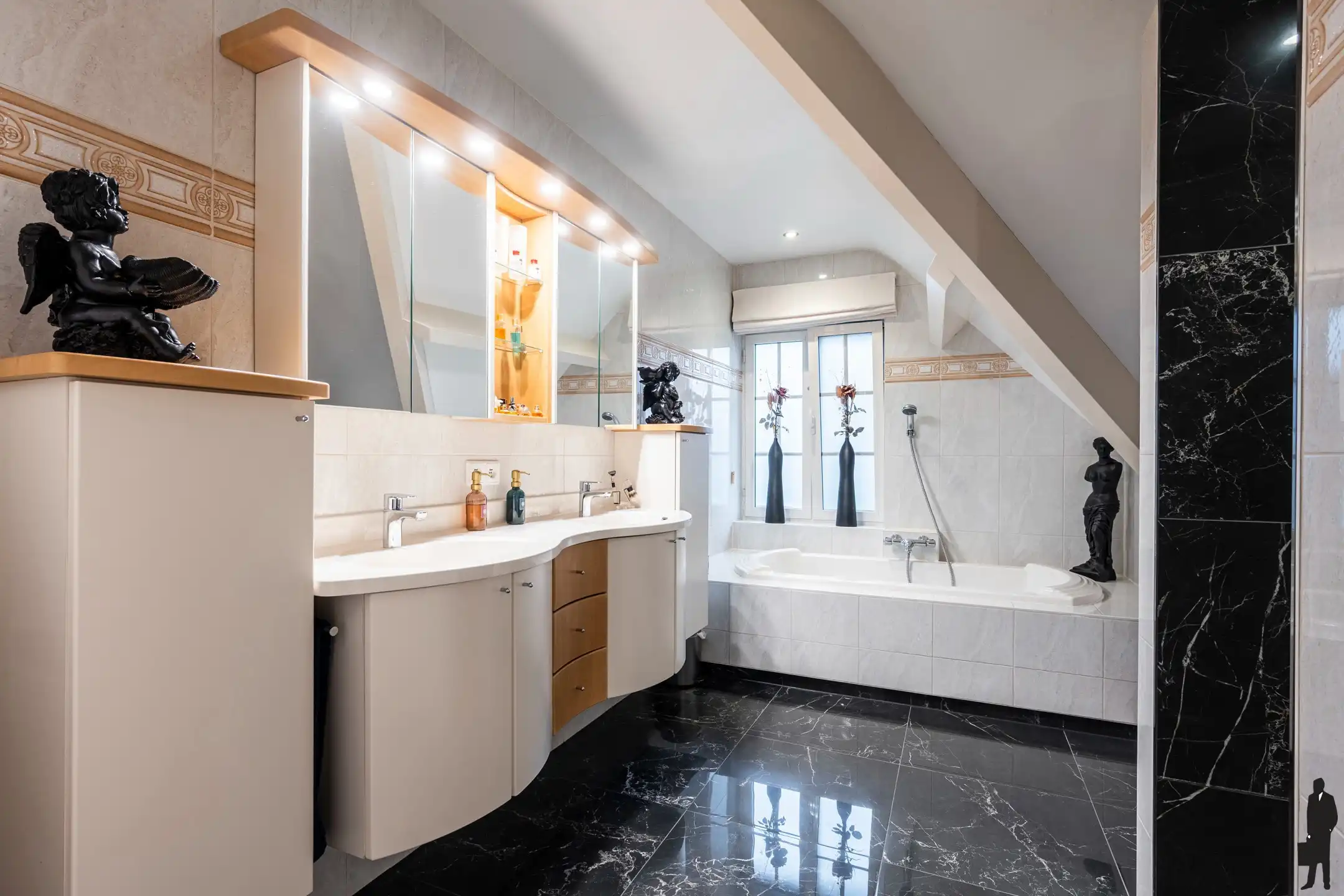 Exclusieve villa met gastenverblijf en zwembad op de grens in Weelde foto 19