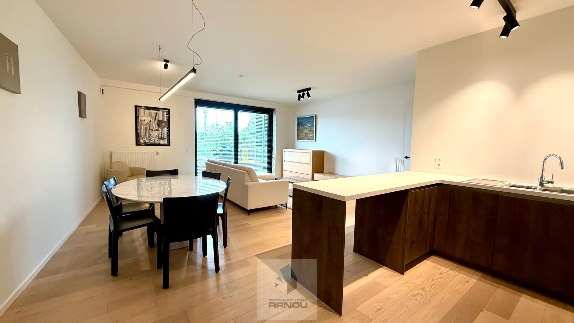 Twee slaapkamer appartement in het hartje van Deinze foto 7