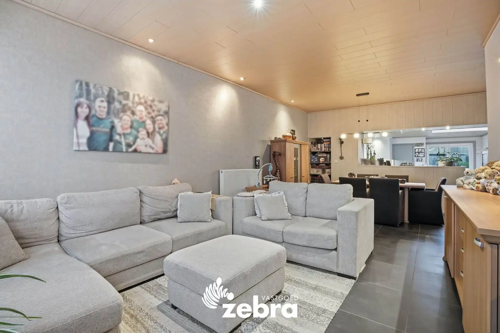 Instapklare woning met 3 slaapkamers en 2 badkamers in Roeselare! foto 4