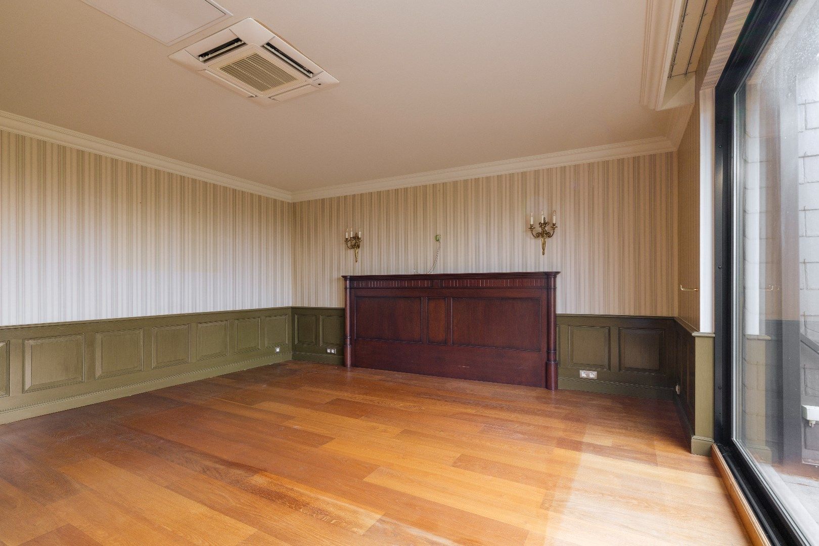 Uniek penthouse op een uitstekende locatie in Hasselt foto 21