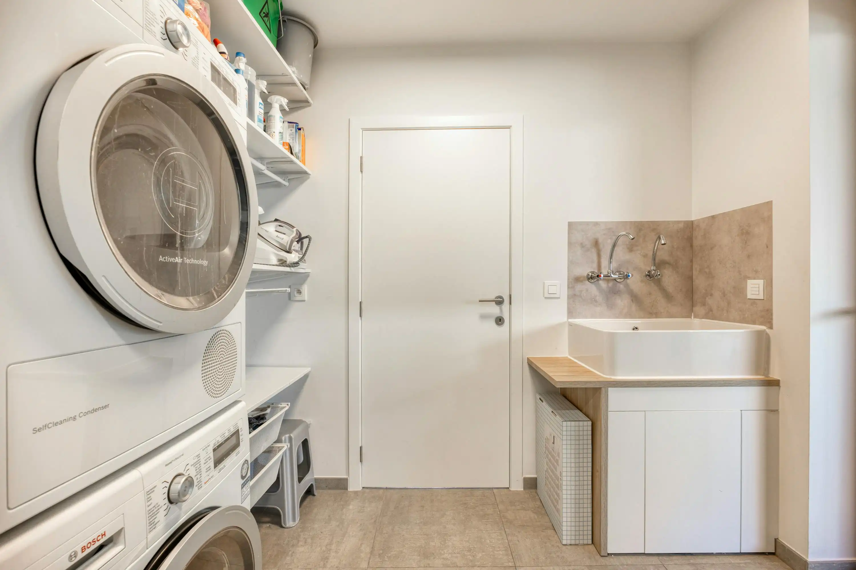 Energiezuinige huis in een rustige doodlopende straat te Adegem foto 14