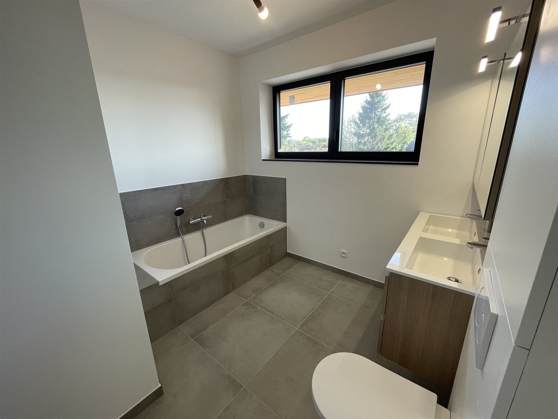 Ruim energiezuinig instapklaar duplex appartement.  foto 20
