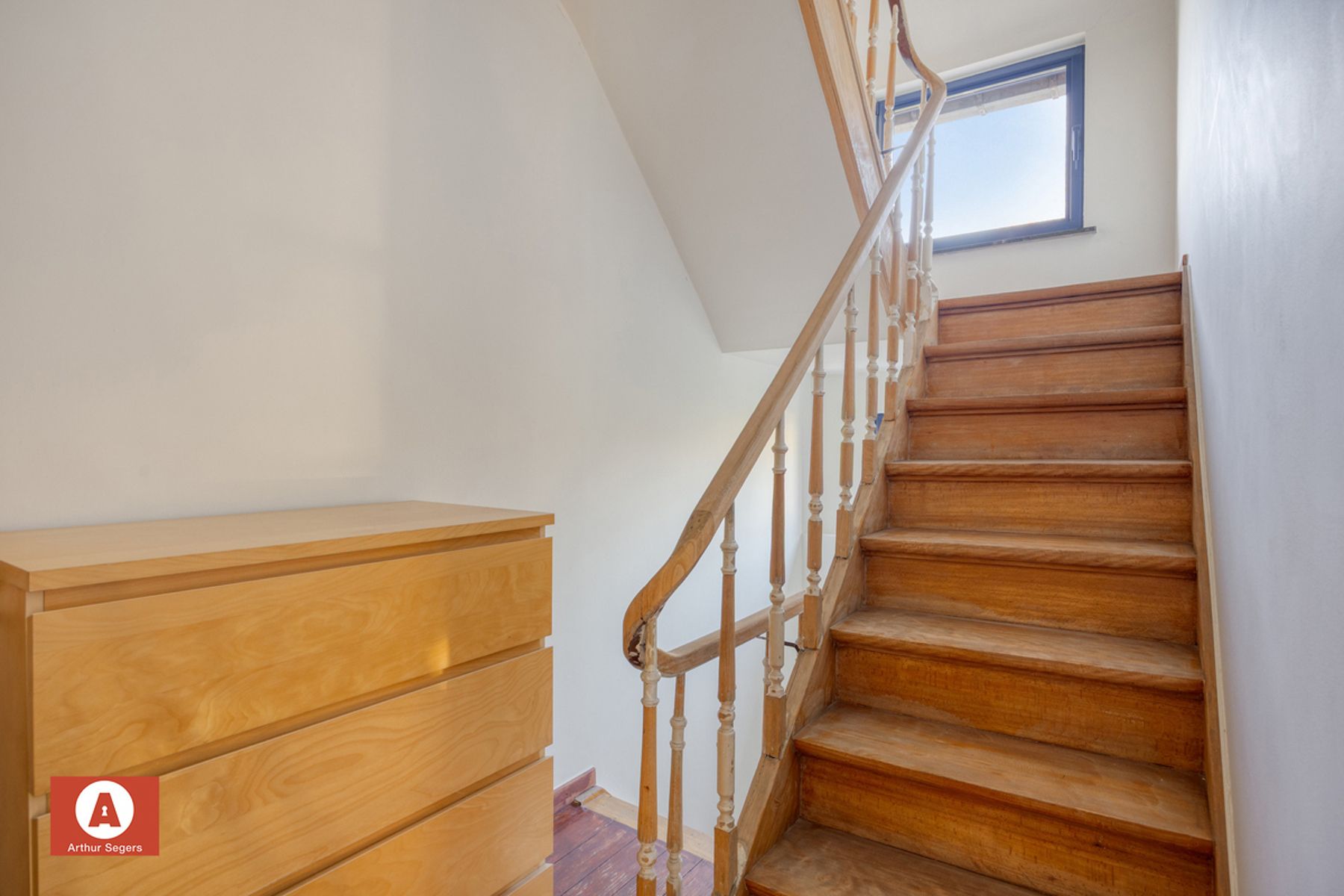 Architectenwoning met inpandige garage. foto 21