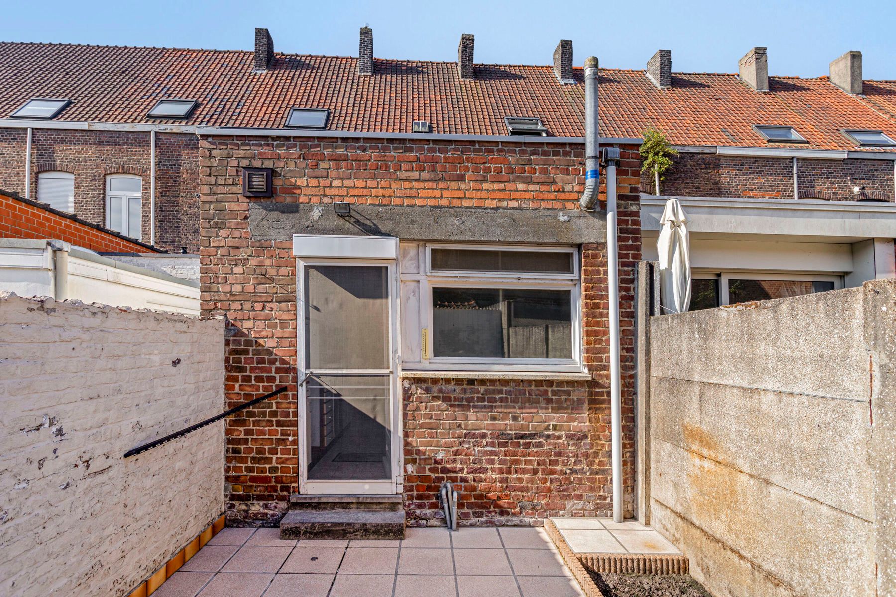 Goedgelegen woning met 3 slaapkamers ! foto 23