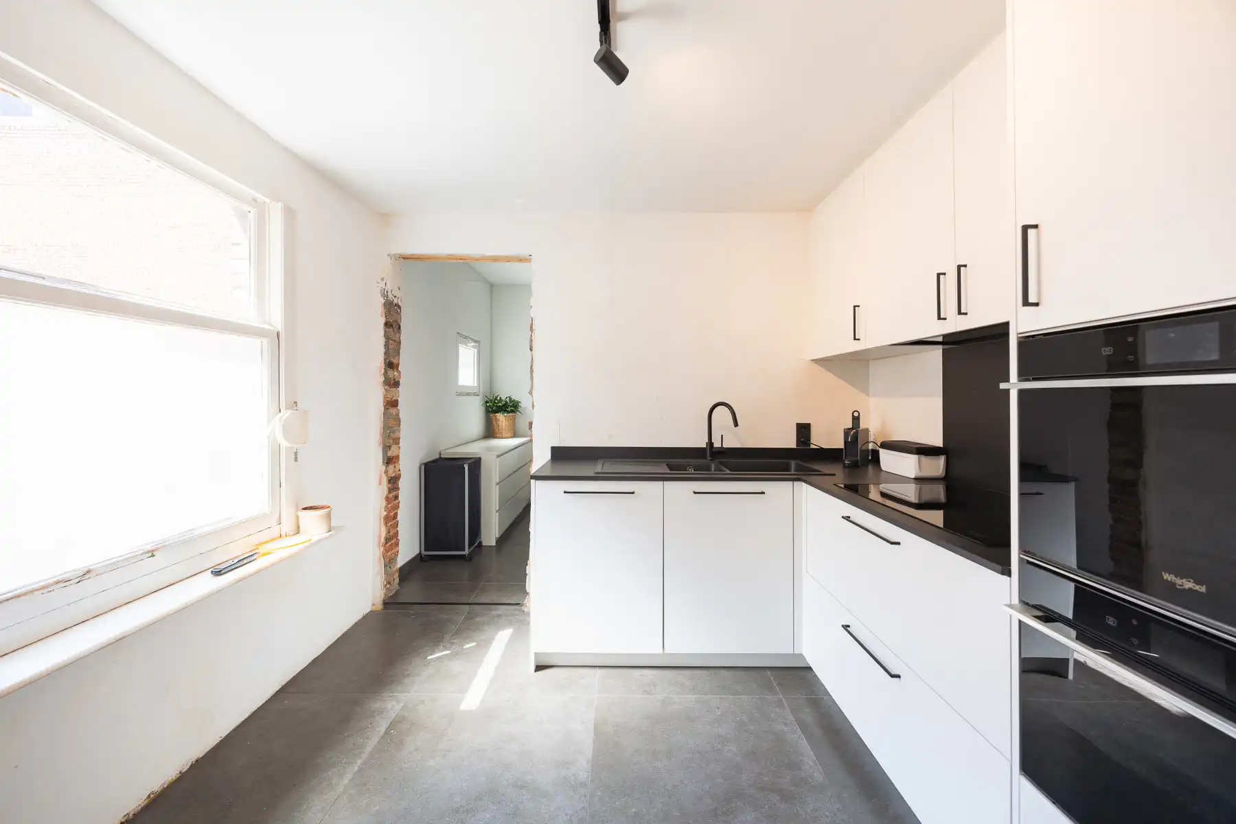 Prachtig in 2025 gerenoveerde woning met alle modern comfort foto 10