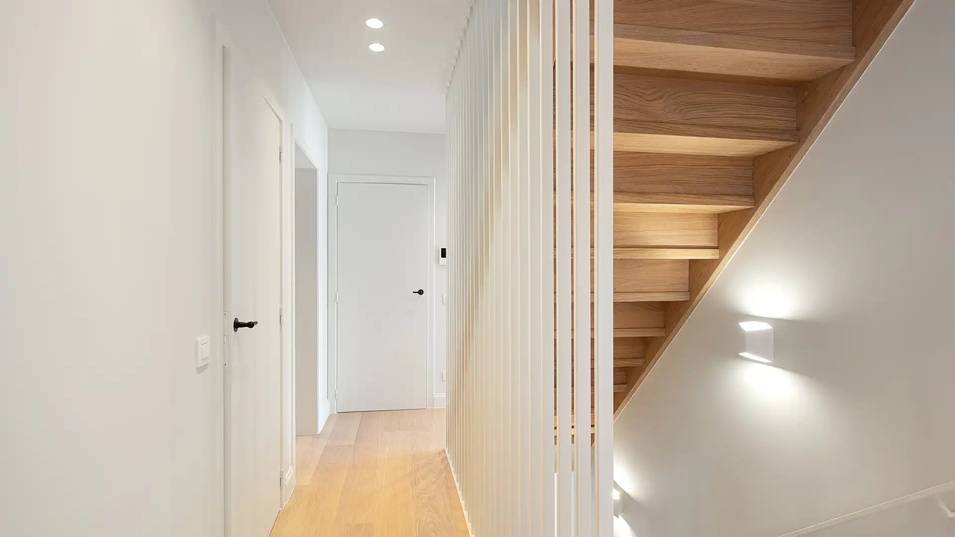 Luxe koppelvilla op toplocatie in Duinbergen – volledig gerenoveerd & instapklaar foto 13