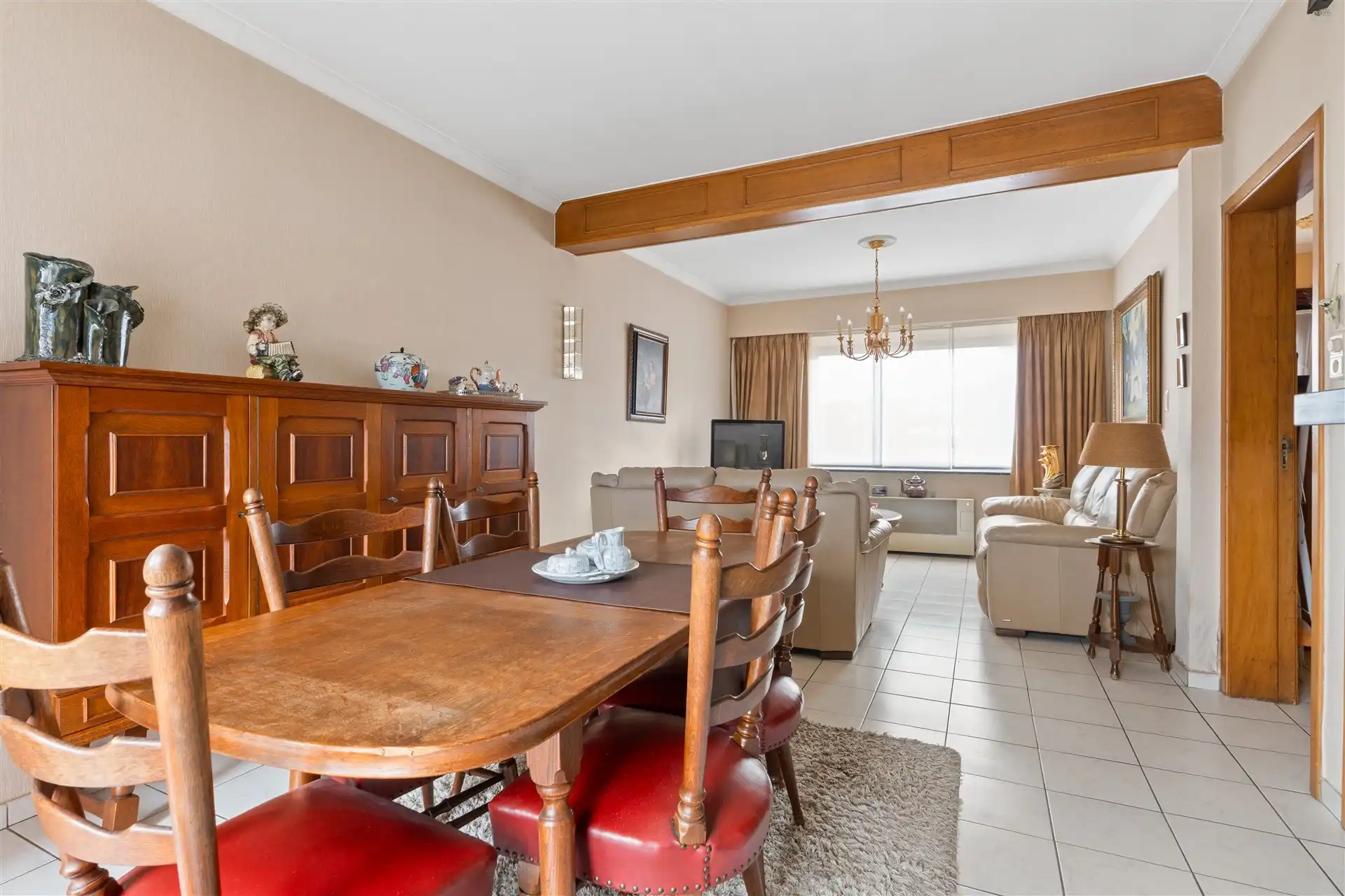 Half open bebouwing met dubbele garage en prachtig uitzicht foto 12