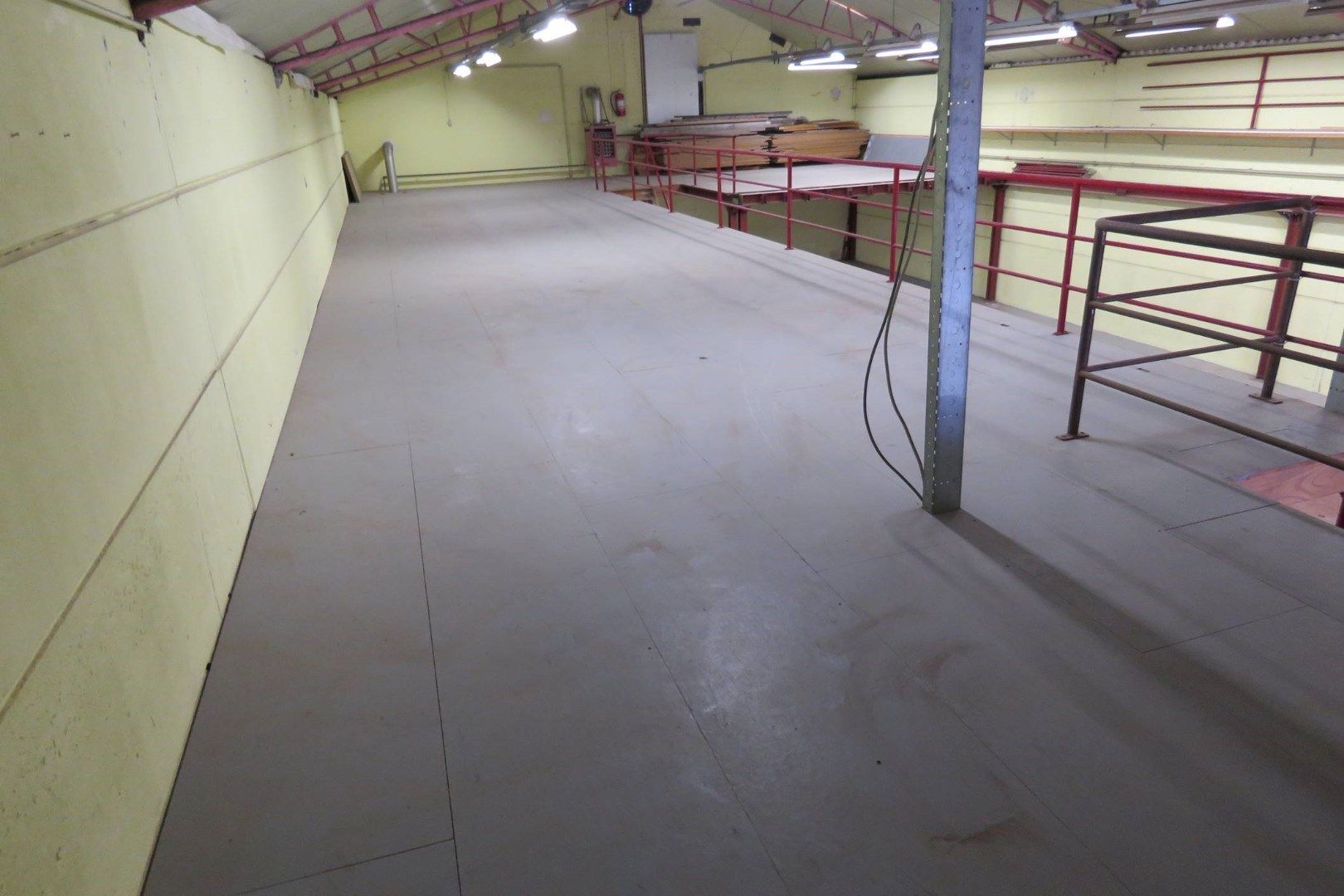 Loods/opslagruimte (250 m²), Torhout foto 8